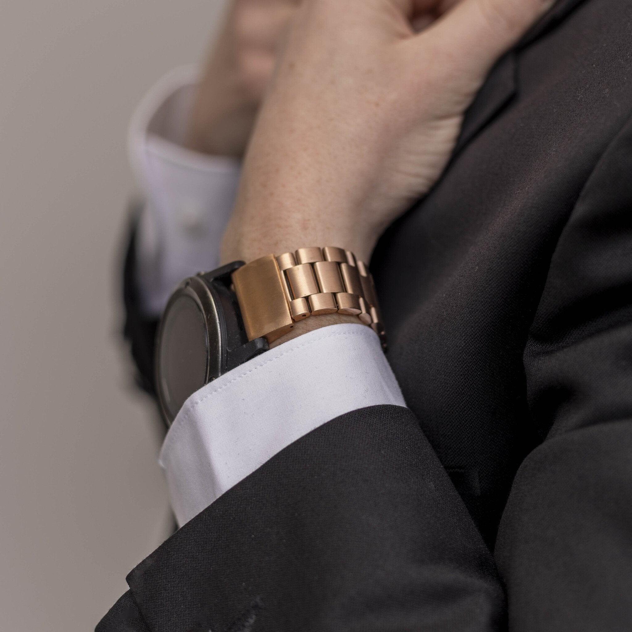 Garmin Descent MK2(i) Stahlarmband (Roségold)