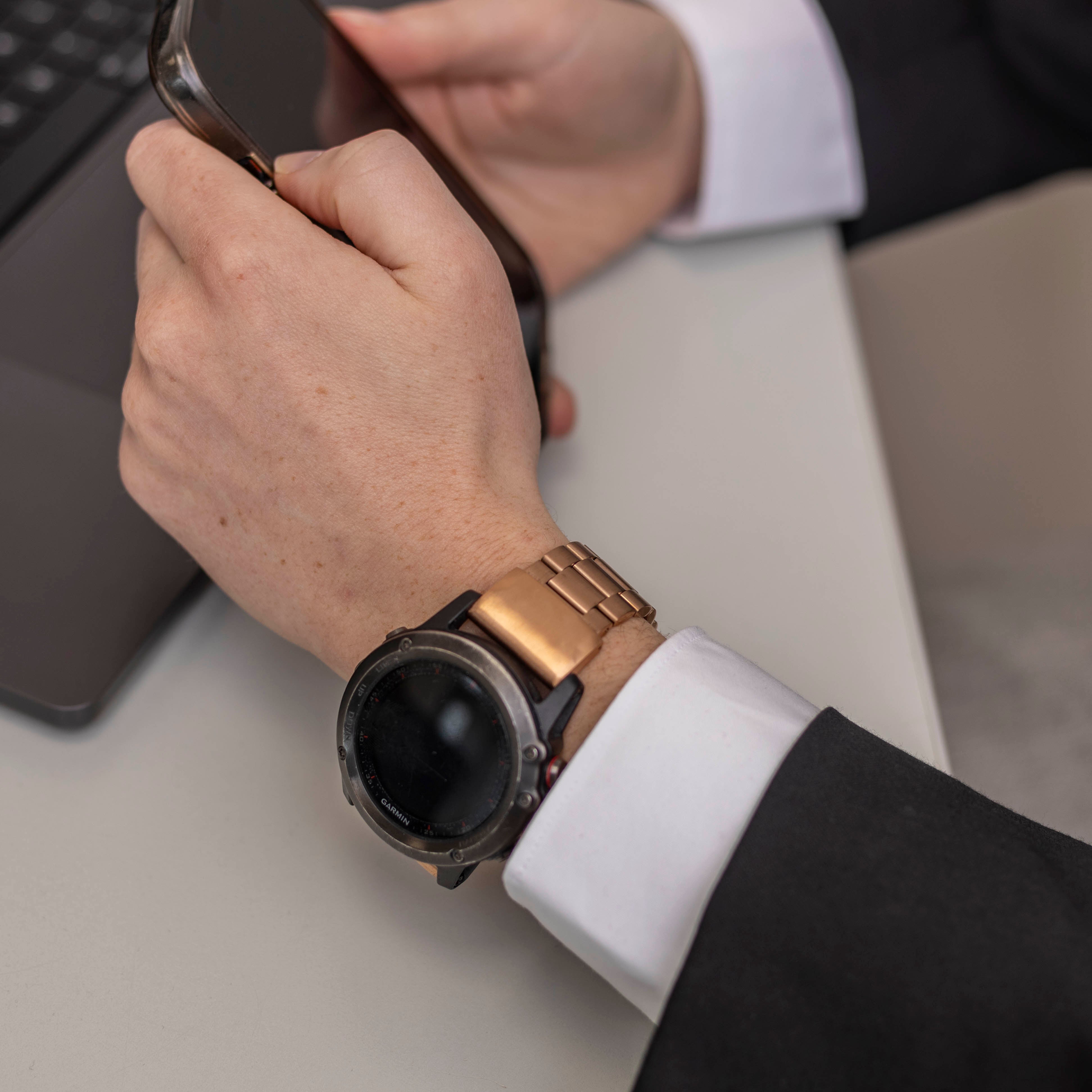 Garmin Fenix 5x / 6x Stahlband (Roségold)