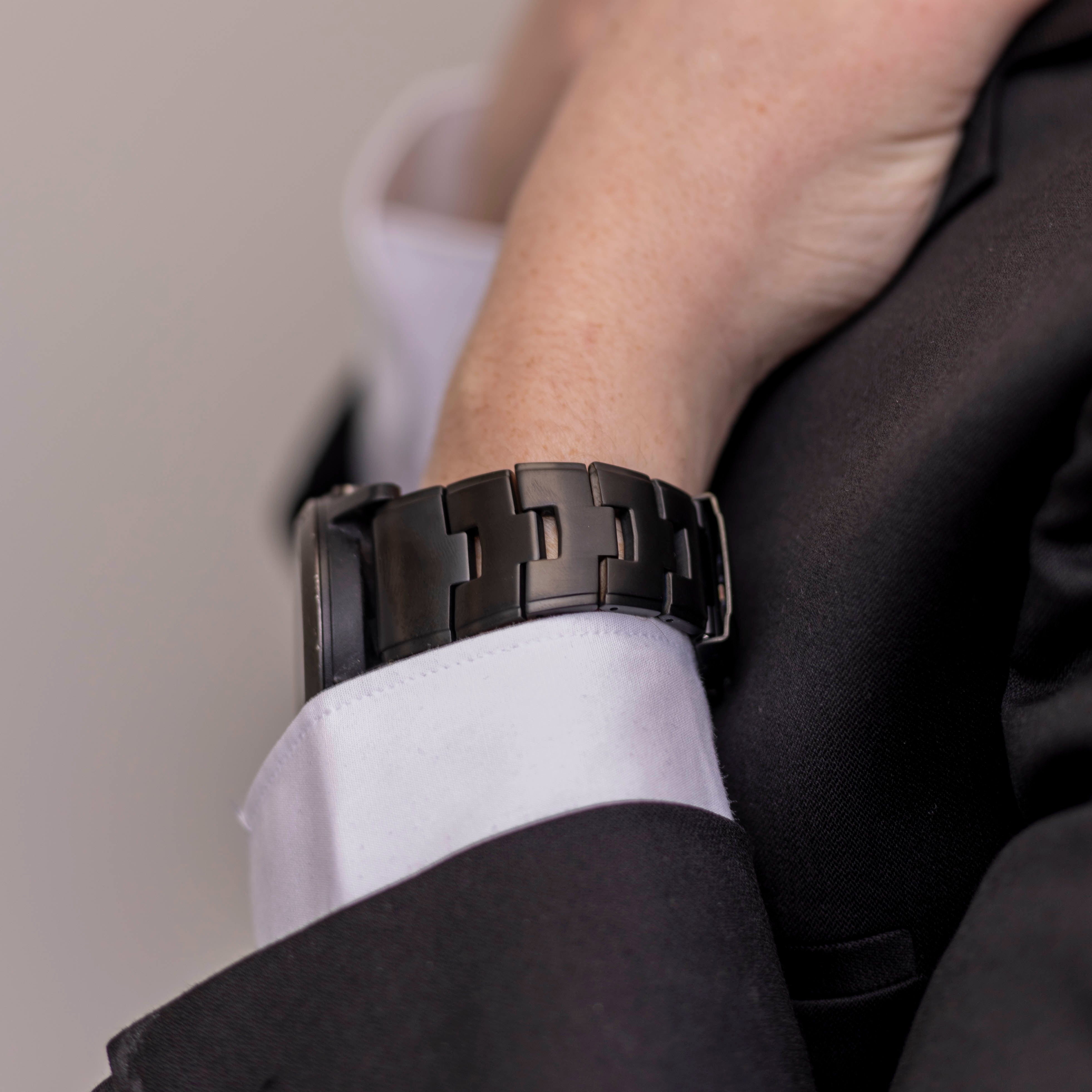 Bandz Garmin Fenix 5x/6x Titanarmband 'Classic' (schwarz)