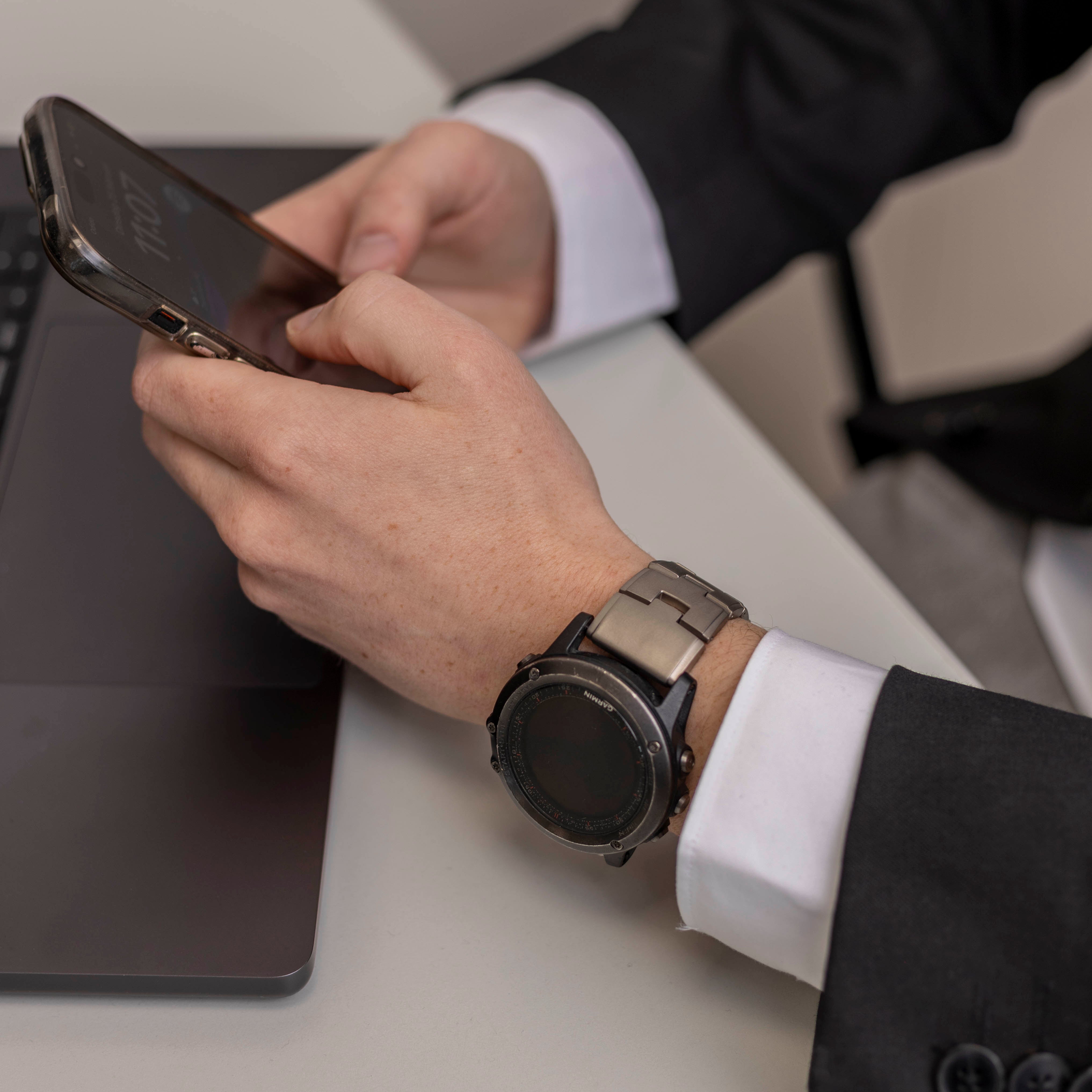 Garmin Quatix 3 / 6x / 7x Solar Titanarmband (Titanium)