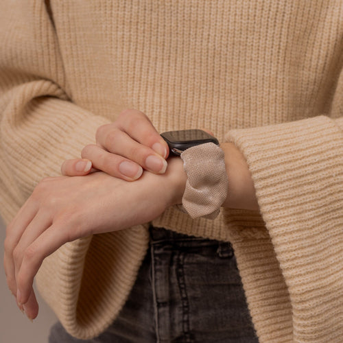 Apple Watch Scrunchie Armband (Glänzendes Beige)