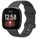 Fitbit Versa 4 Silikonarmband Classic (Schwarz)