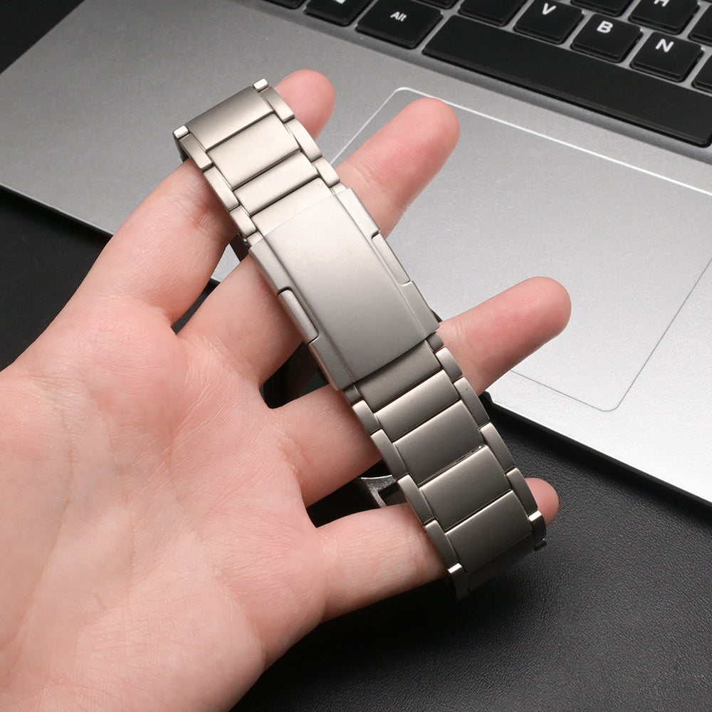 Google Pixel Watch 4 - 45mm Titanarmband (Silber)