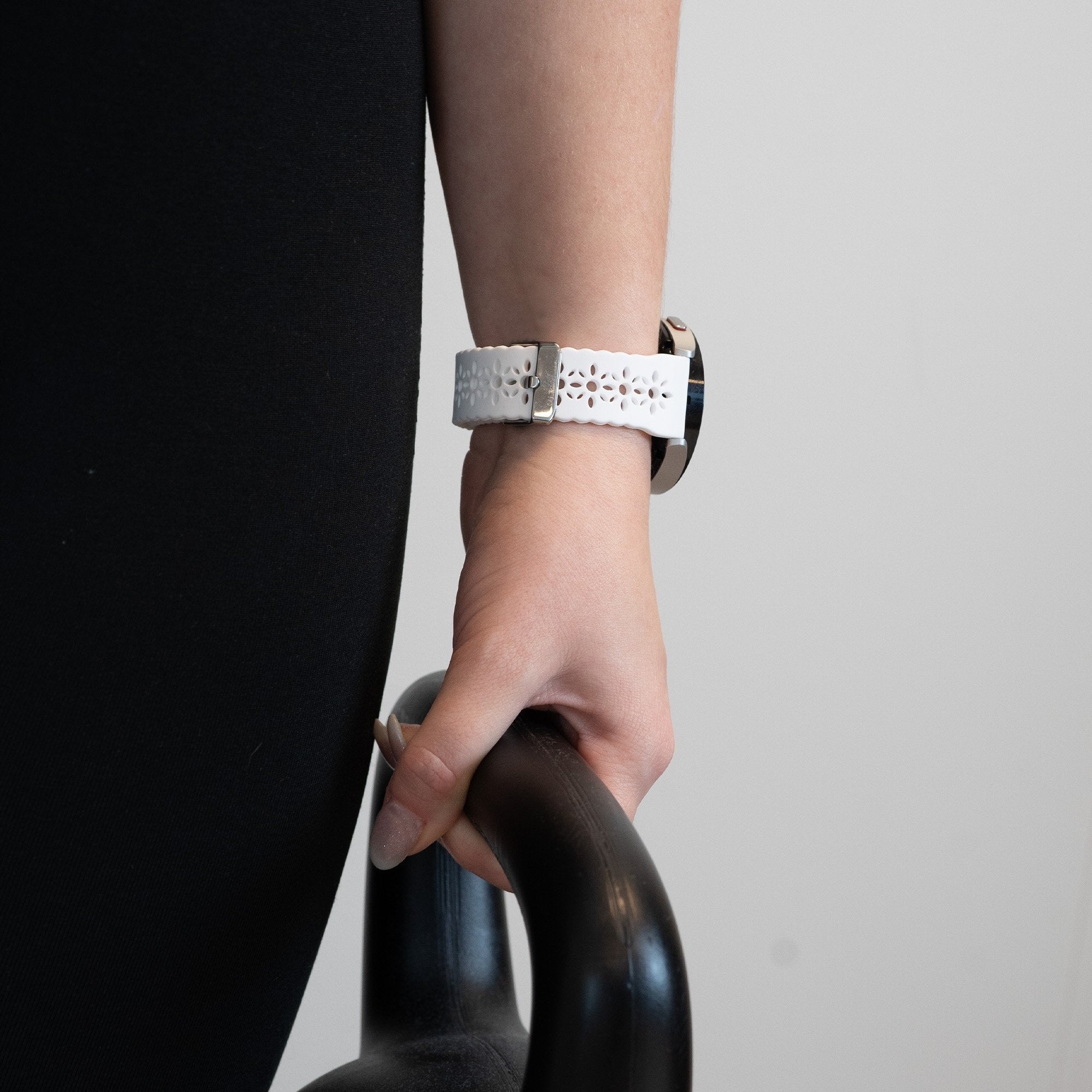 Bandz Coros Apex 42mm Silikonarmband mit Muster (Weiß)