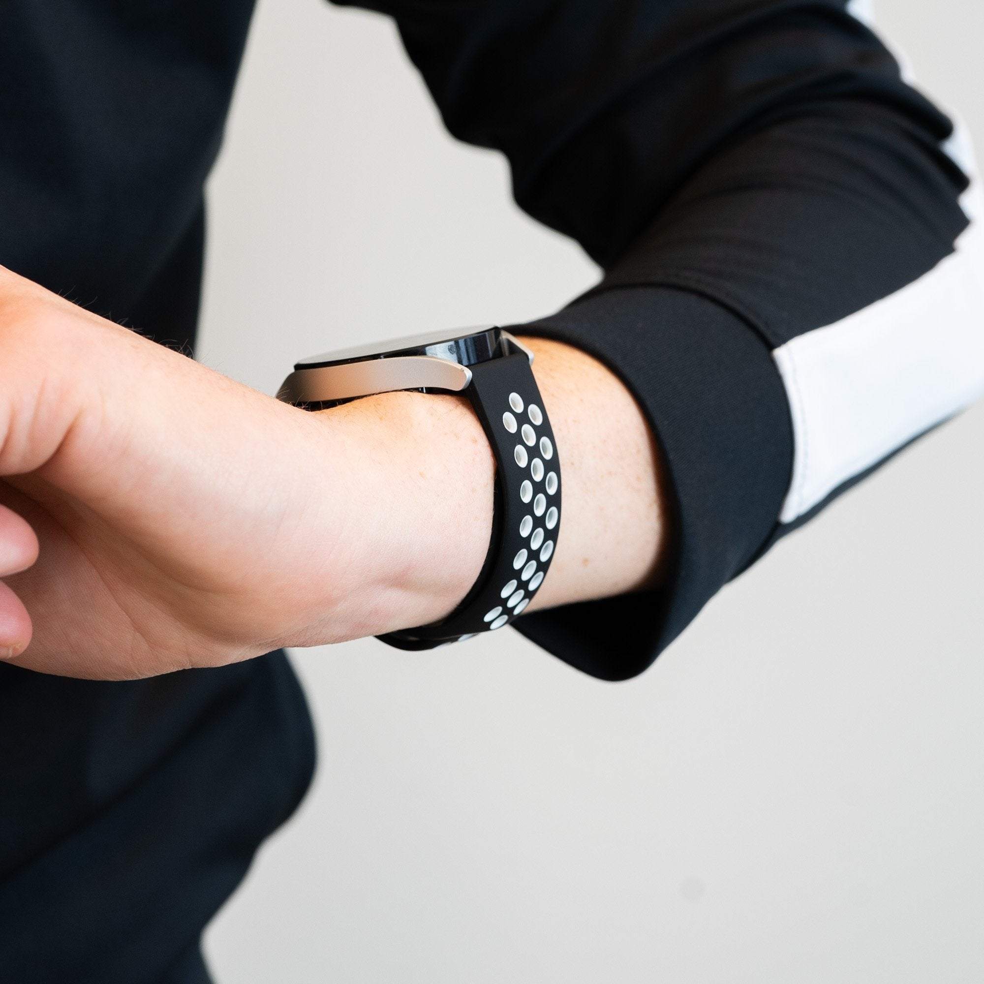 Bandz Coros Apex 42mm Sport Strap 'Deluxe' (Black/White)