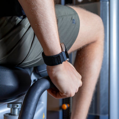 Bandz Garmin Venu 2 Nylon Loop Armband (Schwarz)