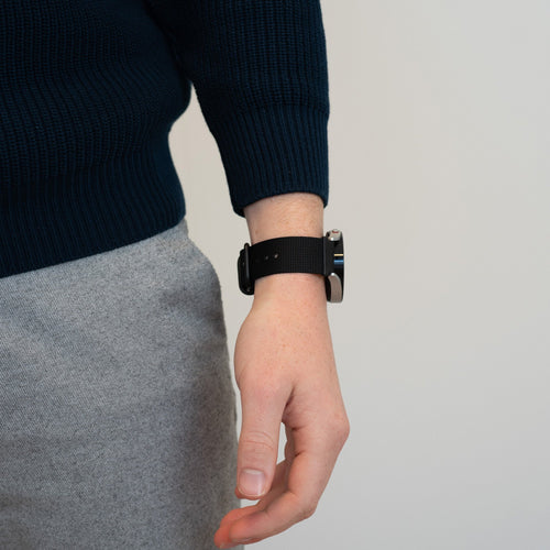 Bandz Amazfit Cheetah (Pro) Nylonarmband mit Schnalle (Schwarz)