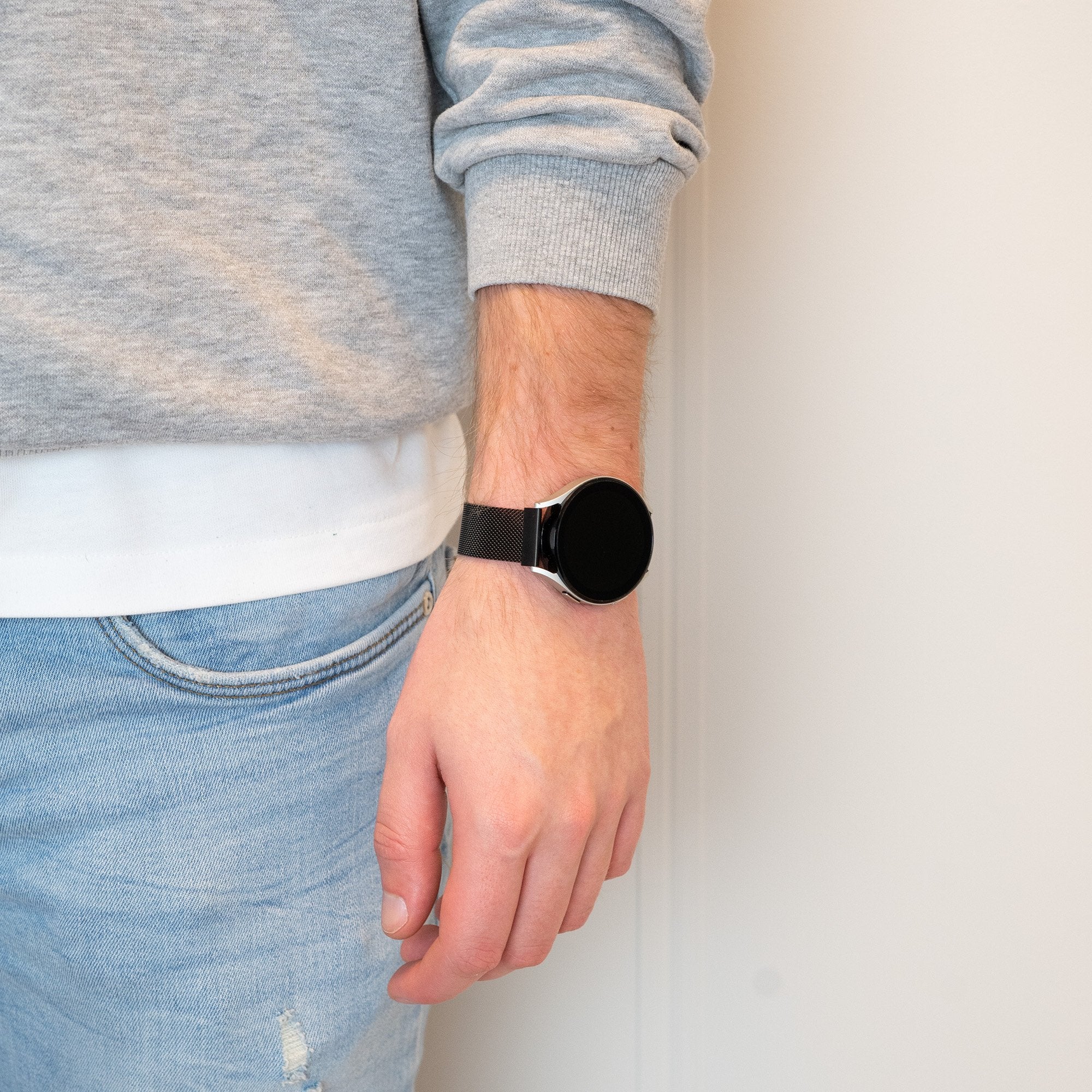 Bandz Garmin Forerunner 265 Milanese Loop Armband (Schwarz)