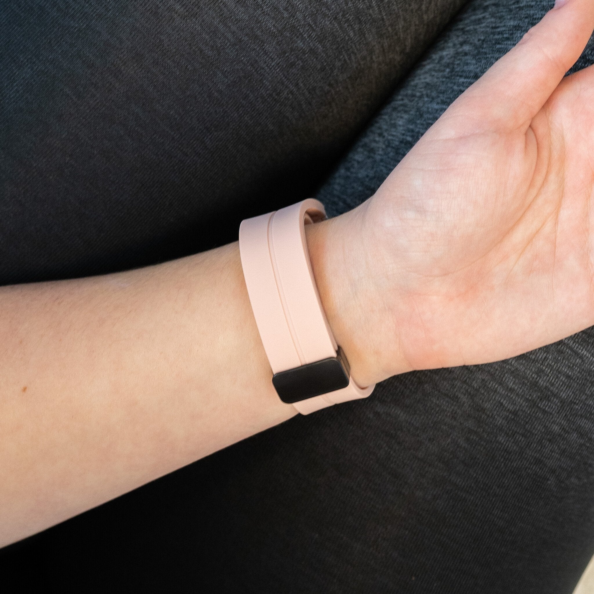 Bandz Samsung Galaxy Watch 7 - 40mm Silikonarmband mit D-Schnalle (Rosa)