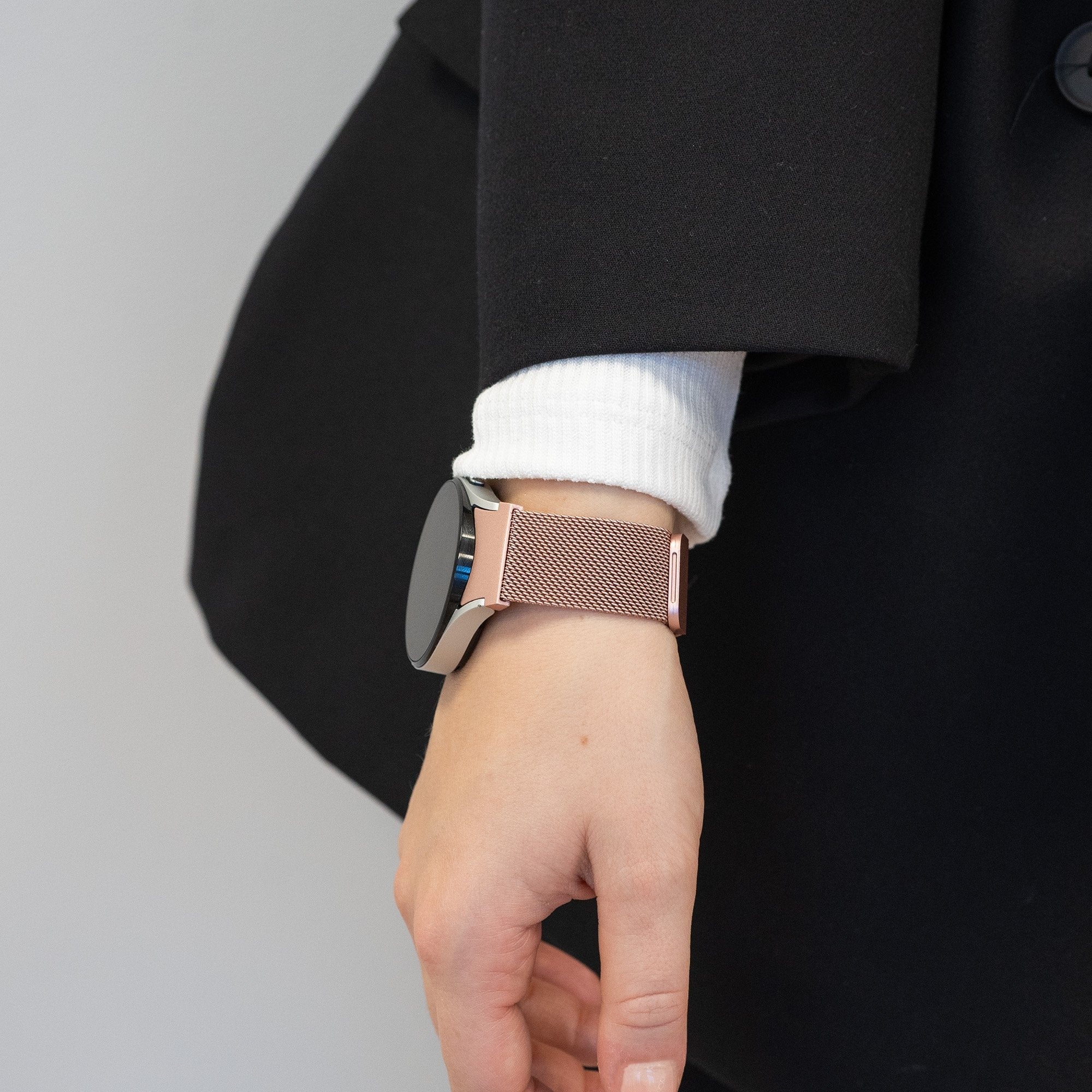 Bandz Samsung Galaxy Watch 4 - 44mm Milanese Loop Armband (Rosa)