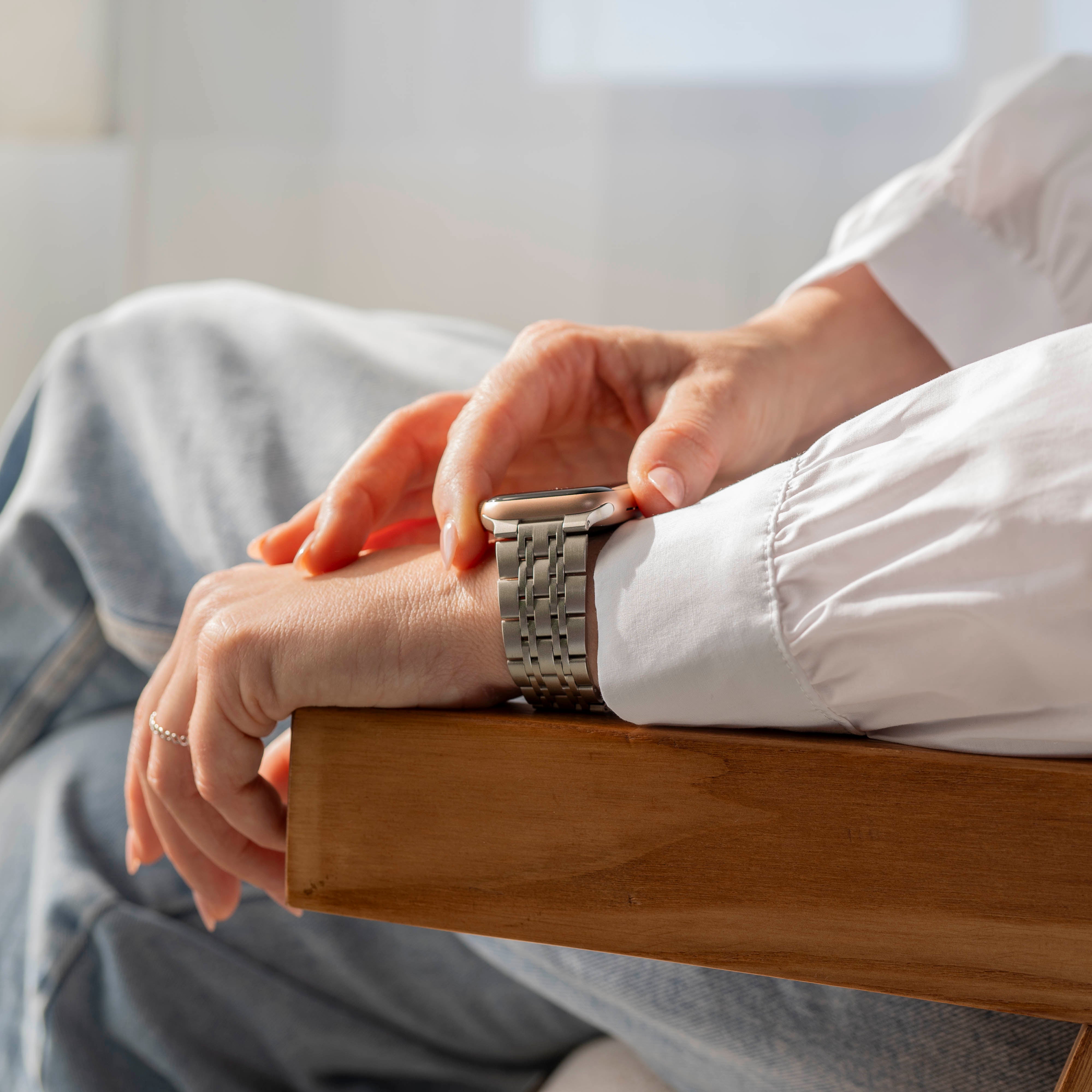 Apple Watch Luxury Steel Link Strap (Starlight)