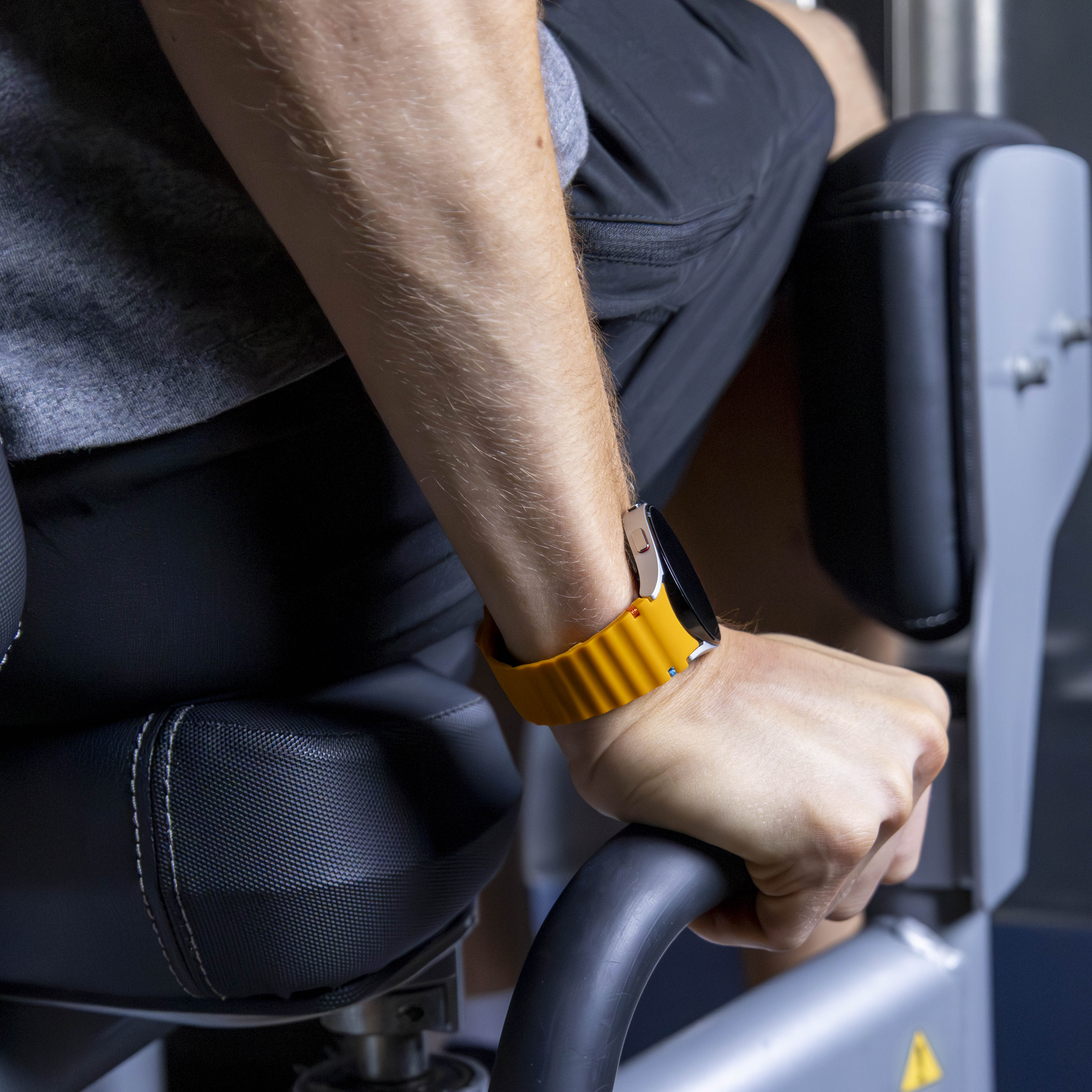 Samsung Galaxy Watch FE Wave Strap (Yellow)