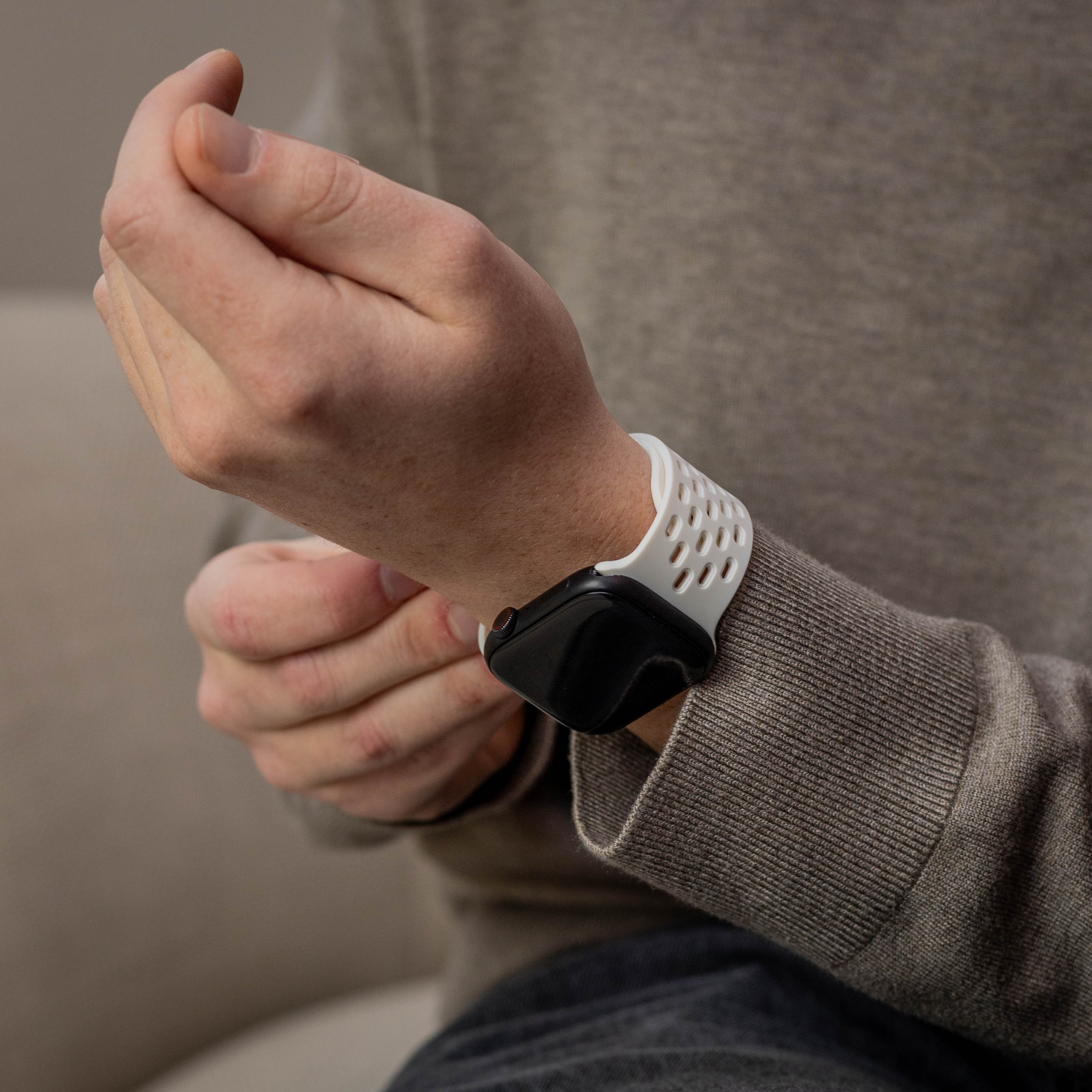 Apple Watch Silikonarmband mit P-Schnalle (Weiß)