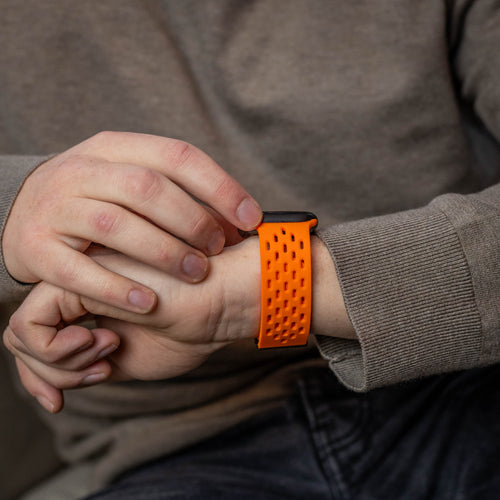 Apple Watch Silikonarmband mit P-Schnalle (Orange)