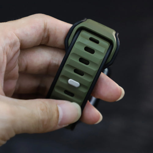 Apple Watch Premium Outdoor Silikonarmband (Armeegrün/Schwarz)