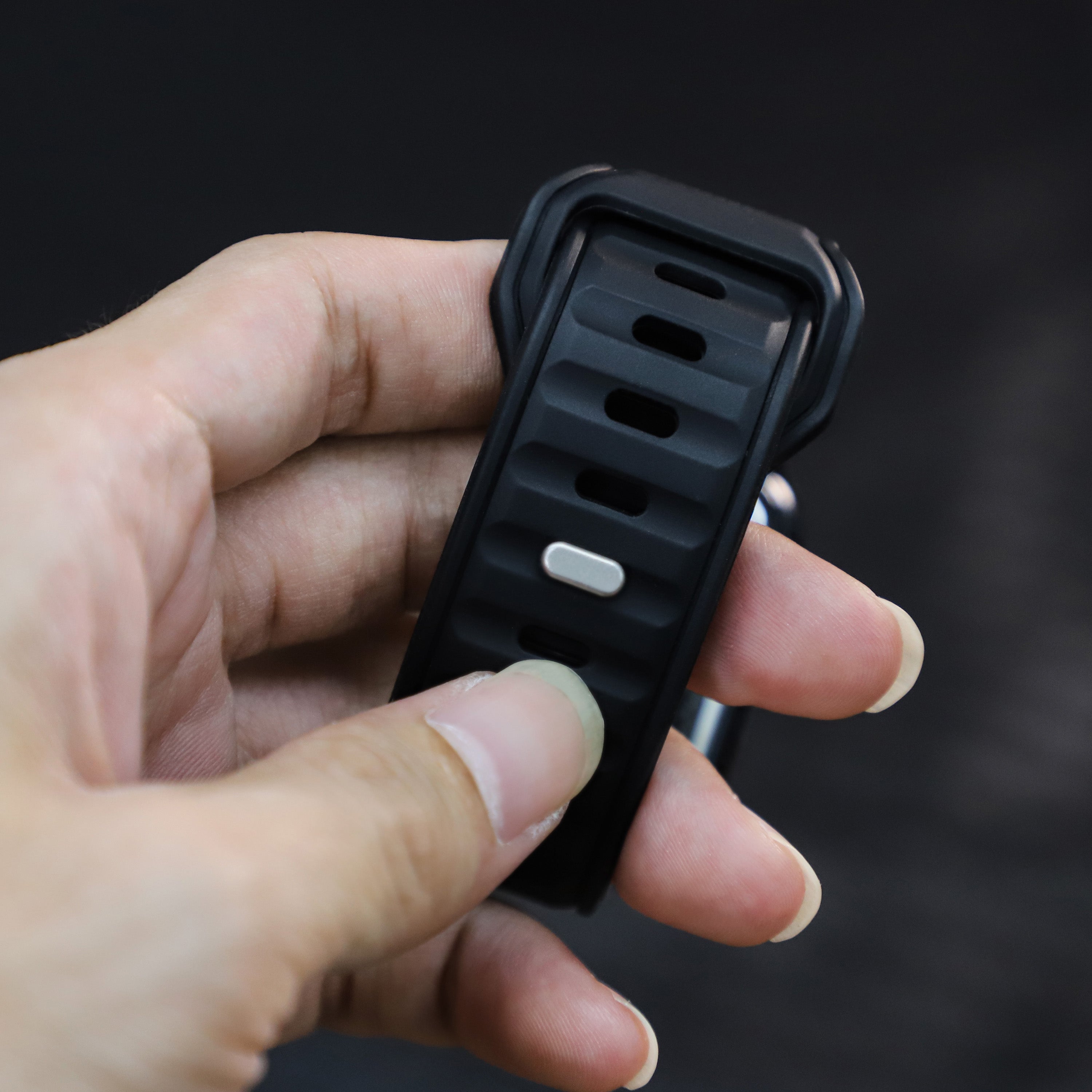 Apple Watch Premium Outdoor Silikonarmband (Schwarz/Schwarz)