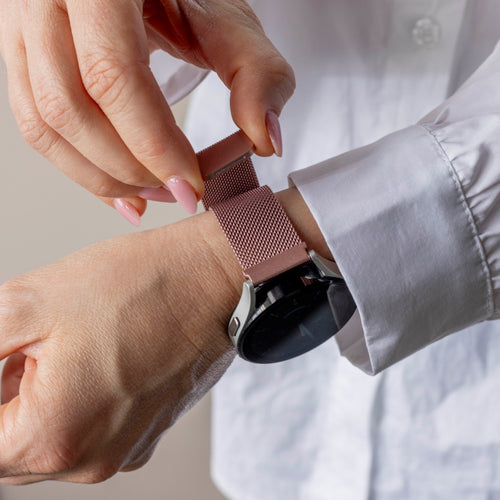 Samsung Galaxy Watch 4 - 44mm Milanese-Armband (Rosa)