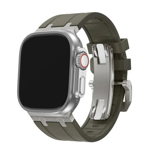 Balr. Apple Watch Ultra flüssiges Silikonarmband (Braun/Titan)