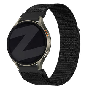 Nylon Strap 'Easy Fit', black, on a watch, 3/4 front view