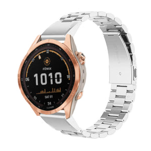 Steel Strap, silver, on a watch, 3/4 front view