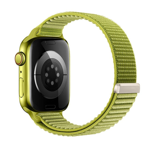 Apple Watch Ultra Wave Nylonarmband (Feldgrün)