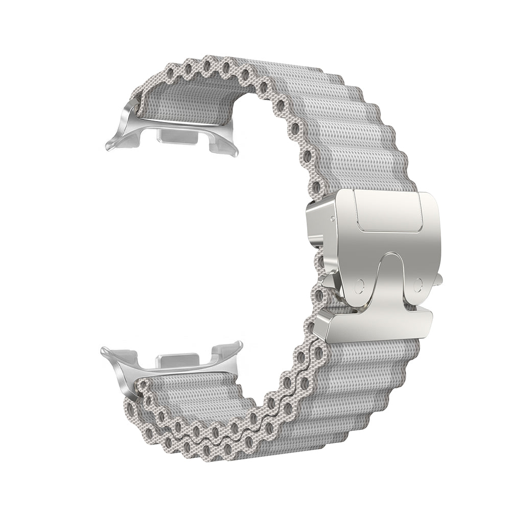 Samsung Galaxy Watch 8 - 44mm Outdoor Nylonarmband mit P-Schnalle (Weiß mit Silber)