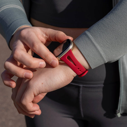 Fitbit Sense 2 Luxus Silikonarmband (Rose-Rot)