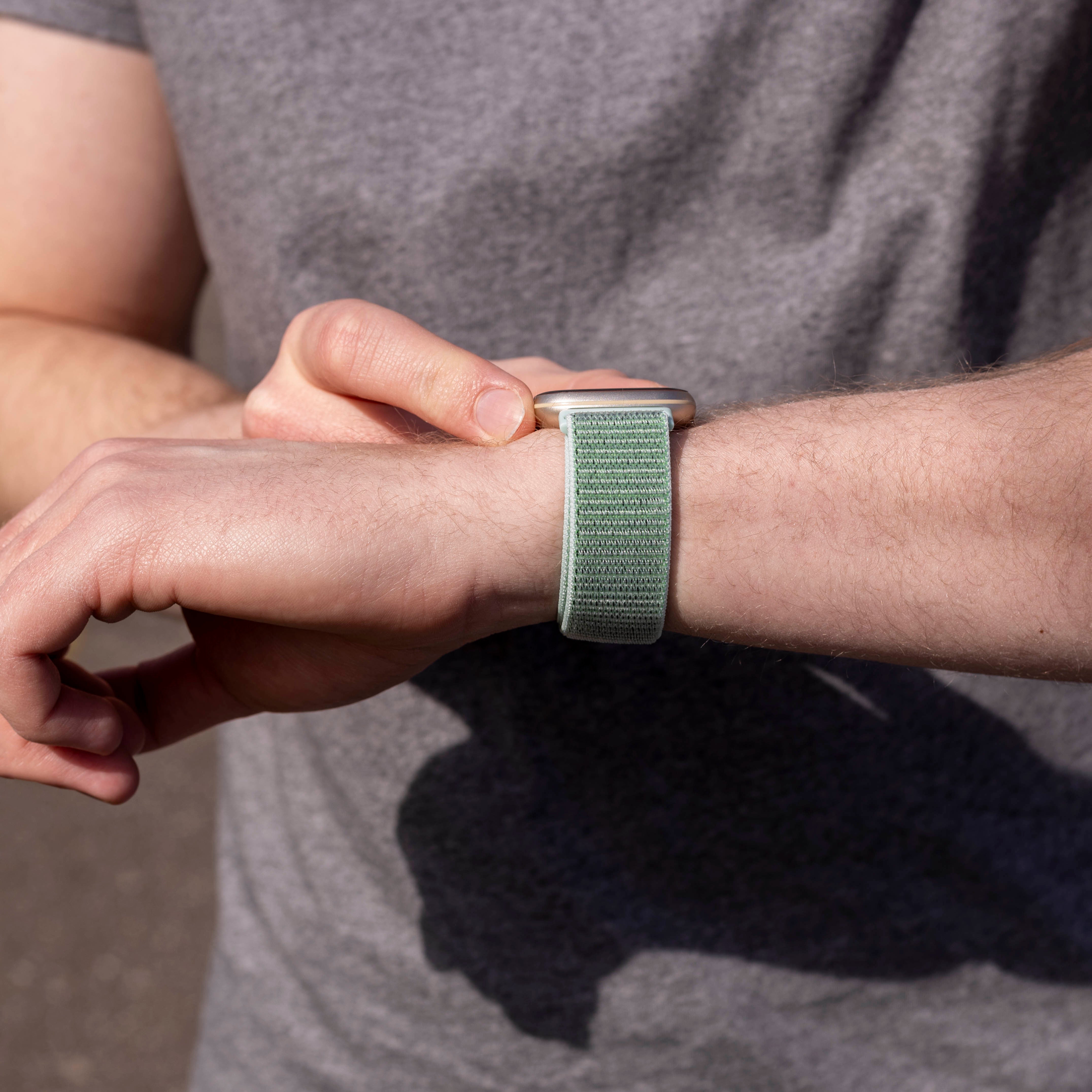 Fitbit Versa 3 Nylonarmband (Mintgrün)