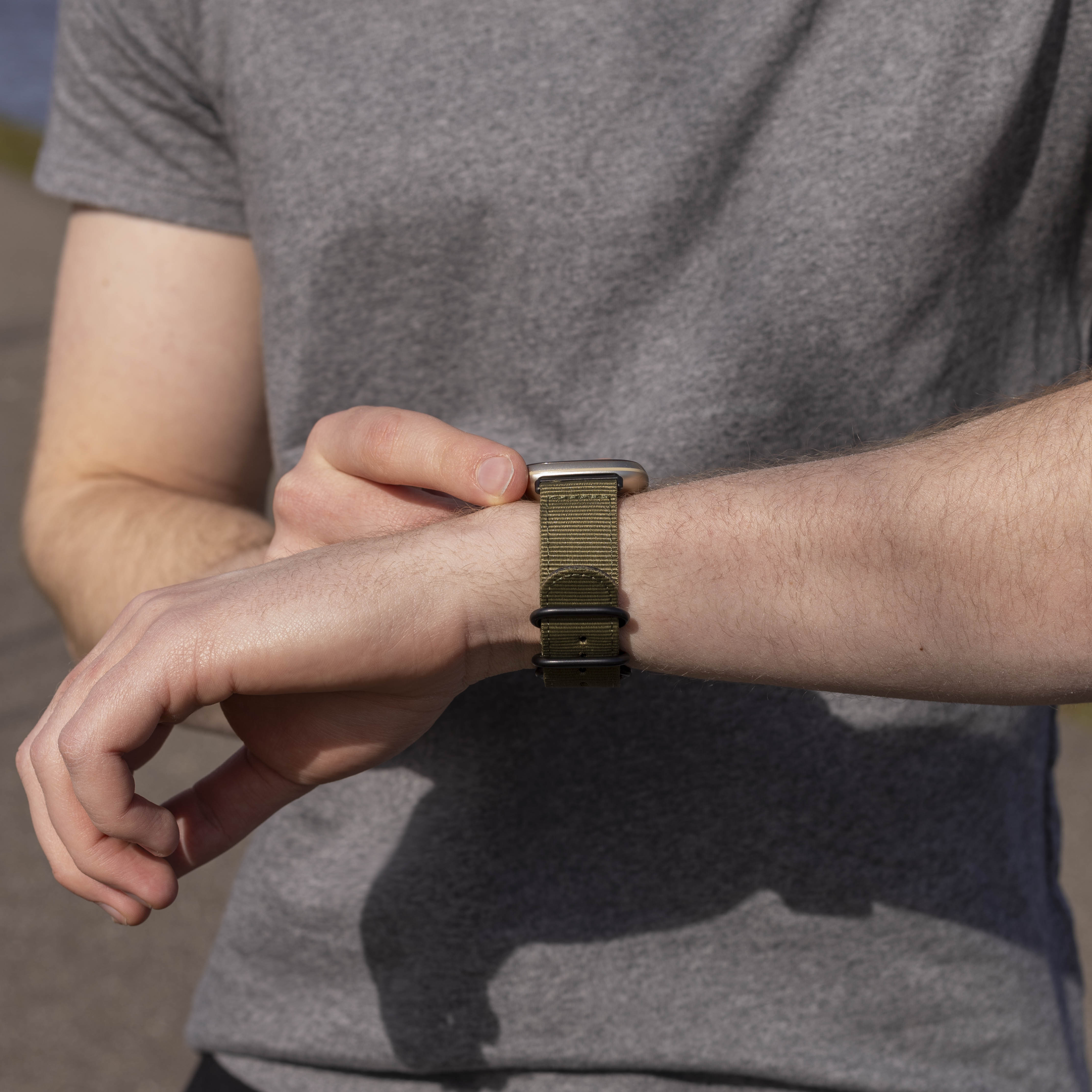 Fitbit Sense Nylon-Schnallenband (Grün)