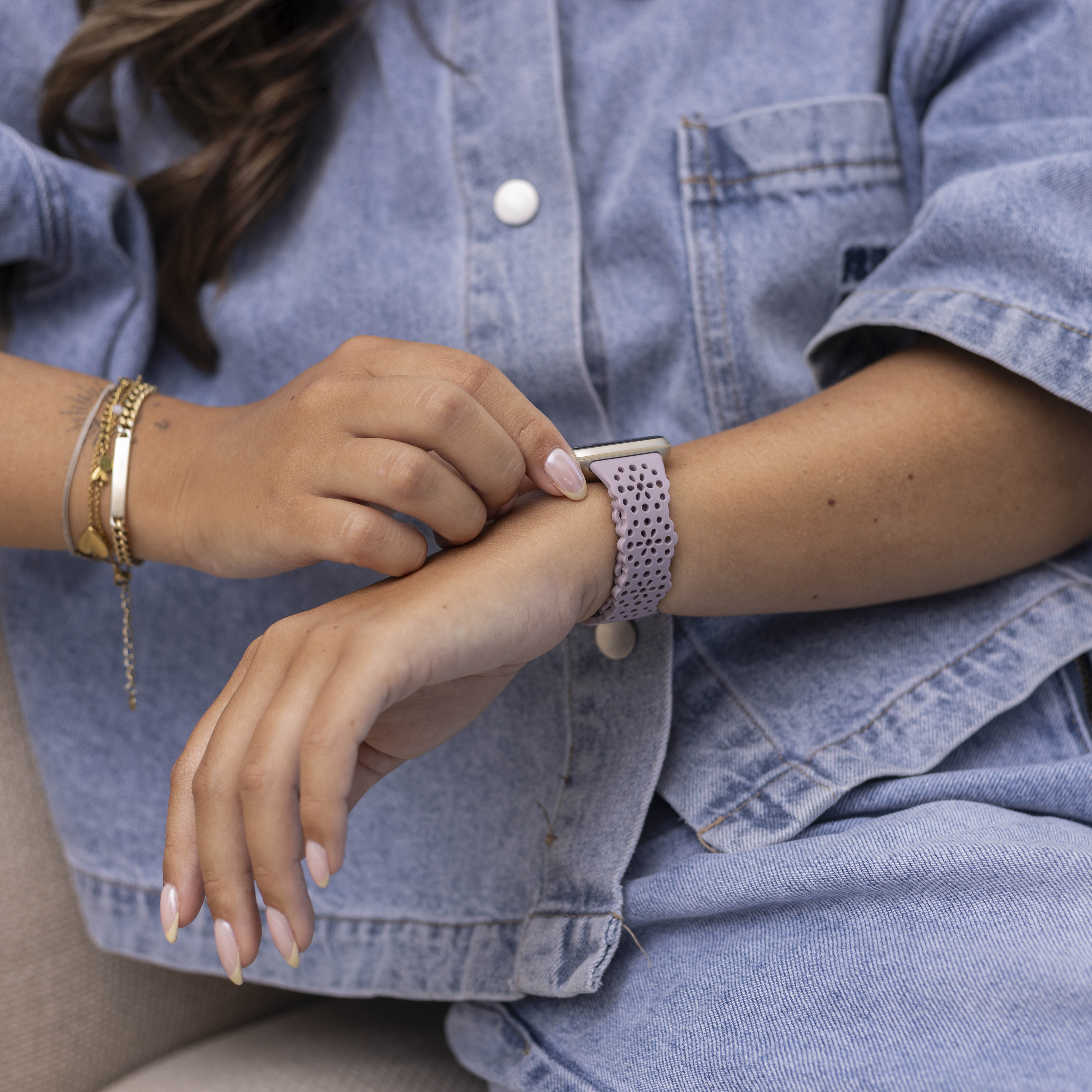 Fitbit Sense Silikonarmband mit Muster (Lila)