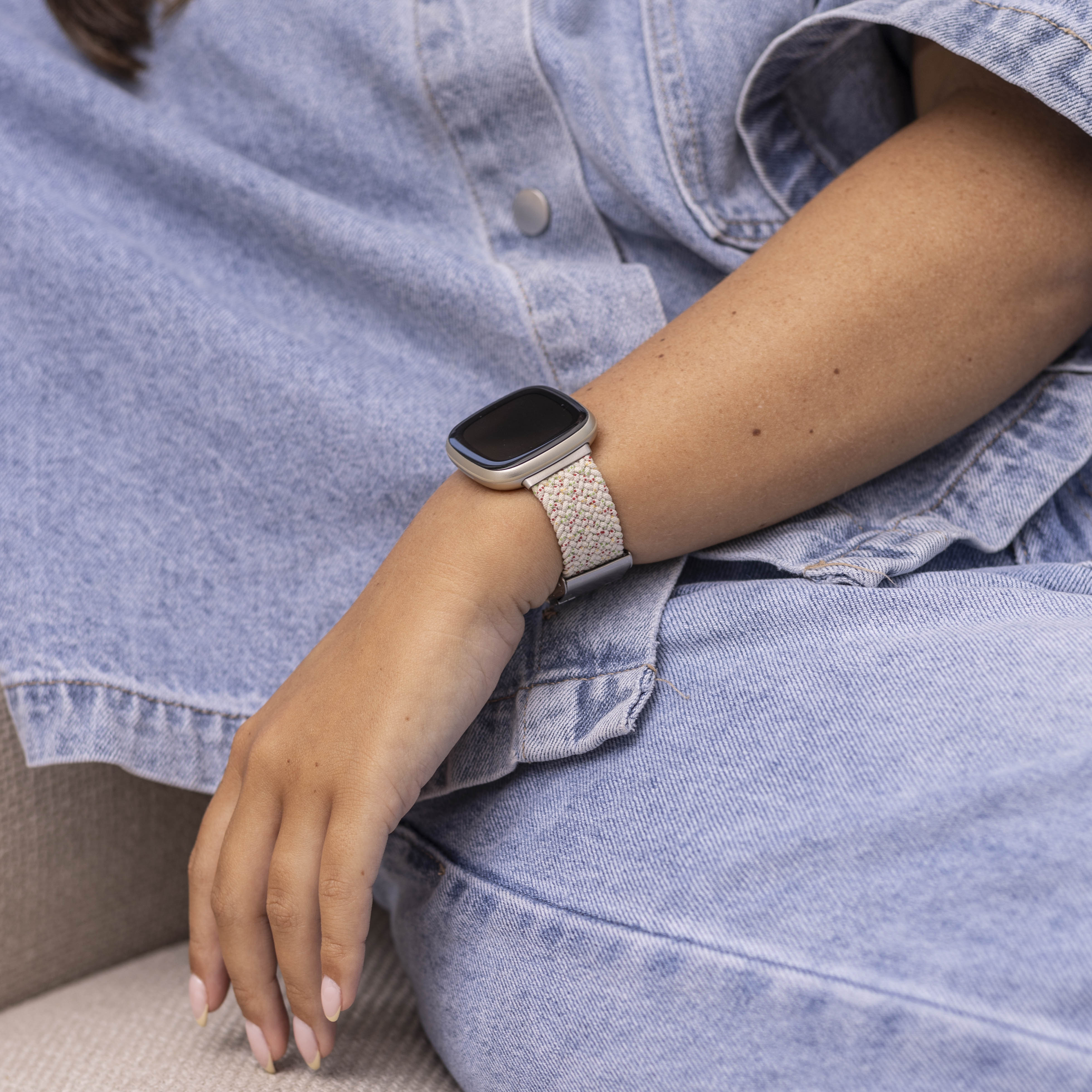 Fitbit Versa 3 verstellbares geflochtenes Armband (Hellbeige)