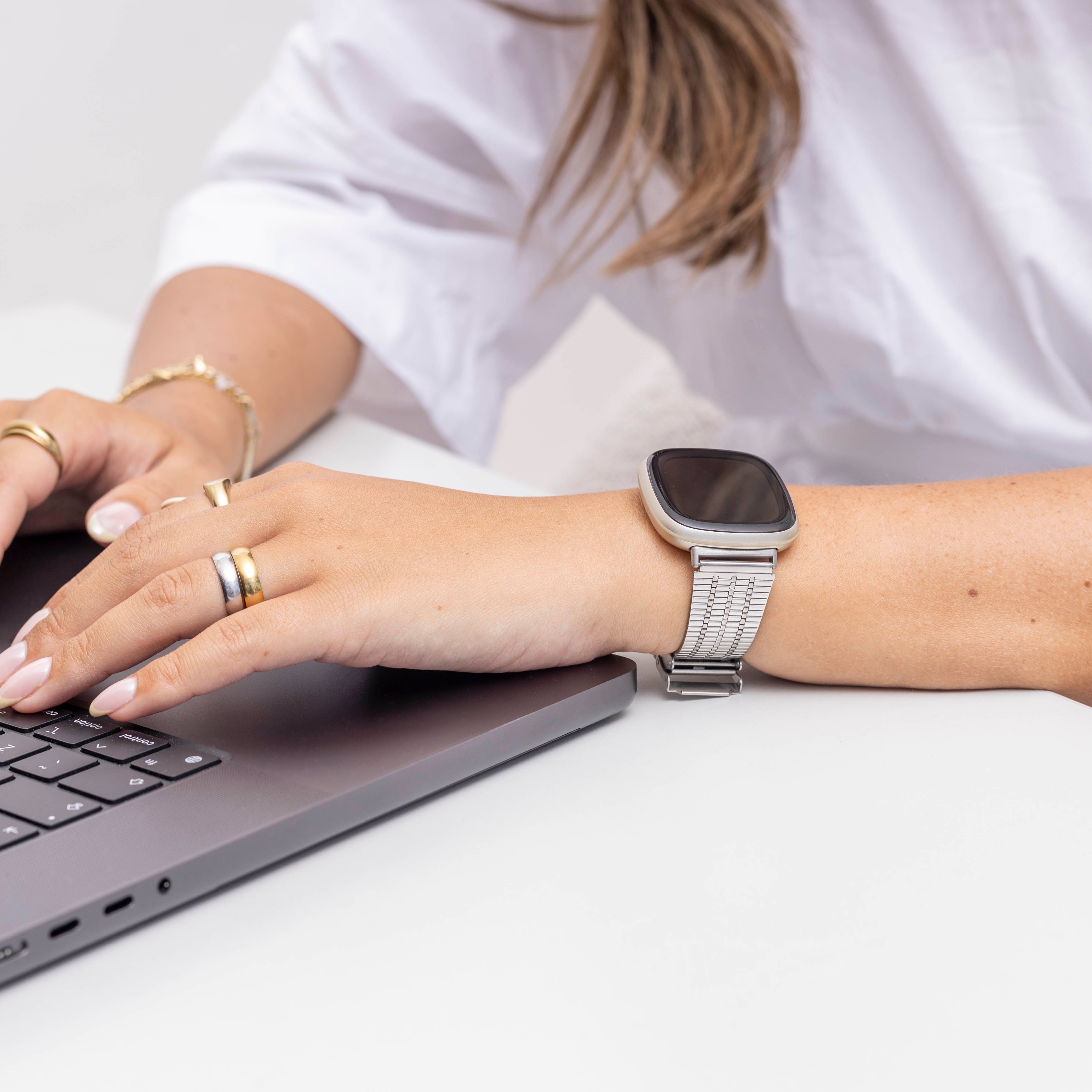 Fitbit Sense Edelstahlband (Silber)