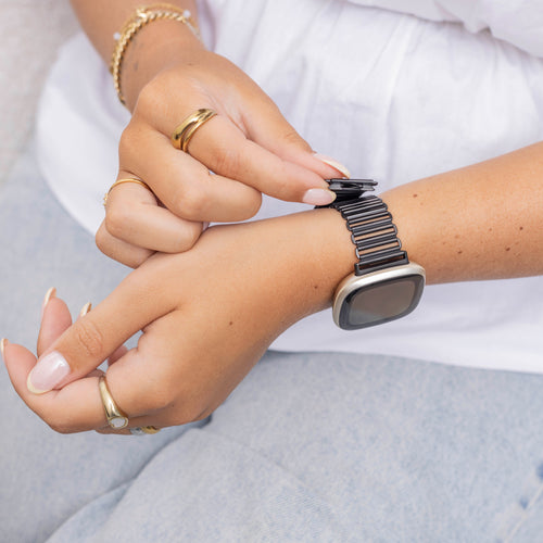 Fitbit Sense Stahl-Loop Armband (Schwarz)