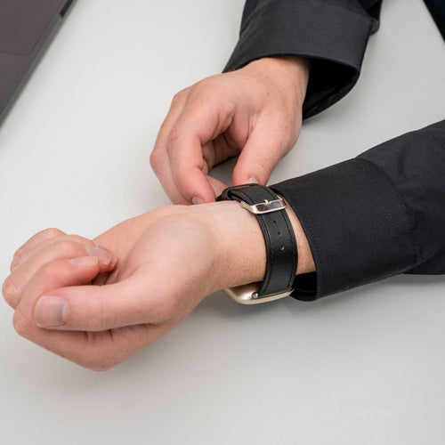 Fitbit Sense Lederarmband (schlankes Schwarz)