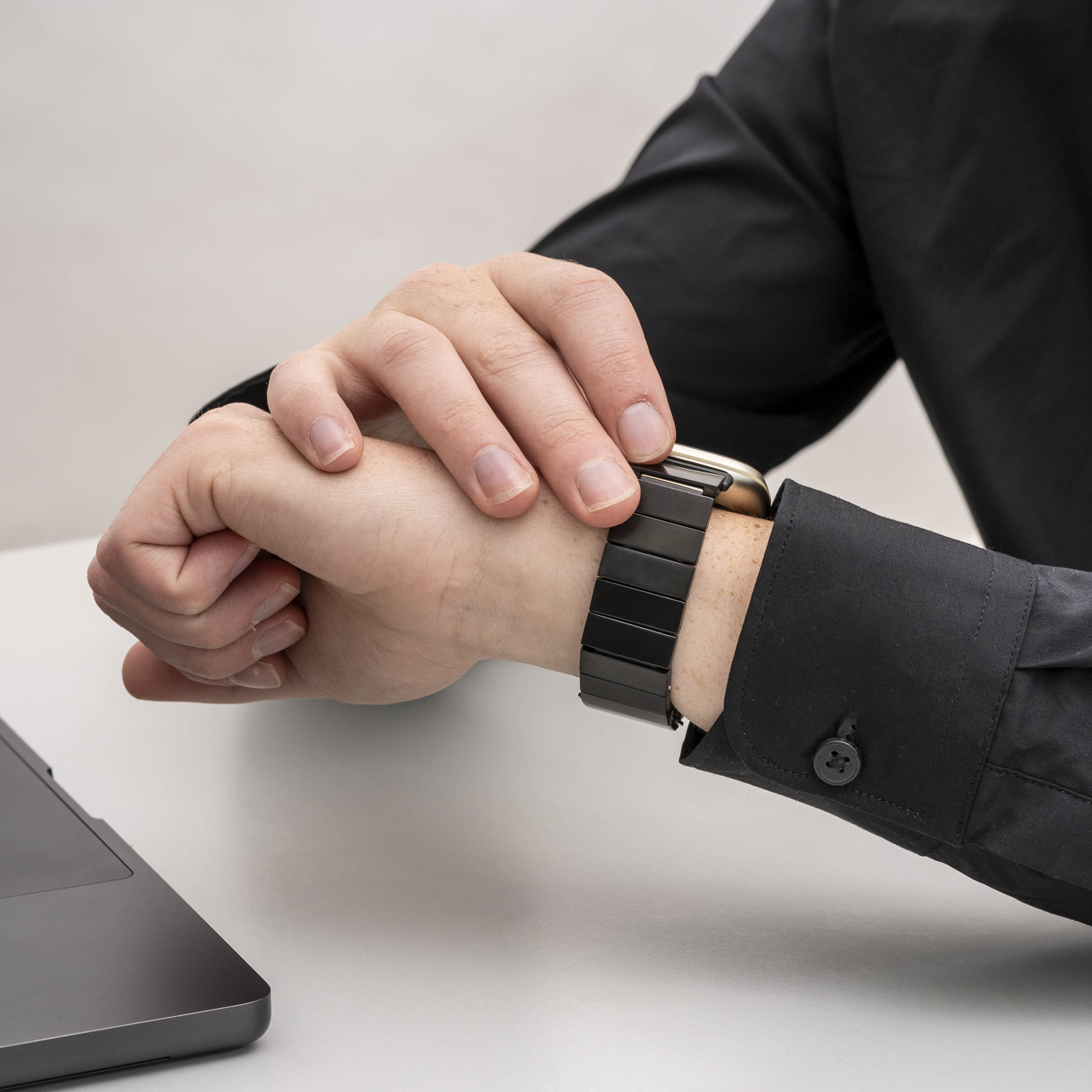 Fitbit Sense Armband Metall (Schwarz)