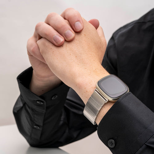 Fitbit Versa 3 Armband Metall (Silber)