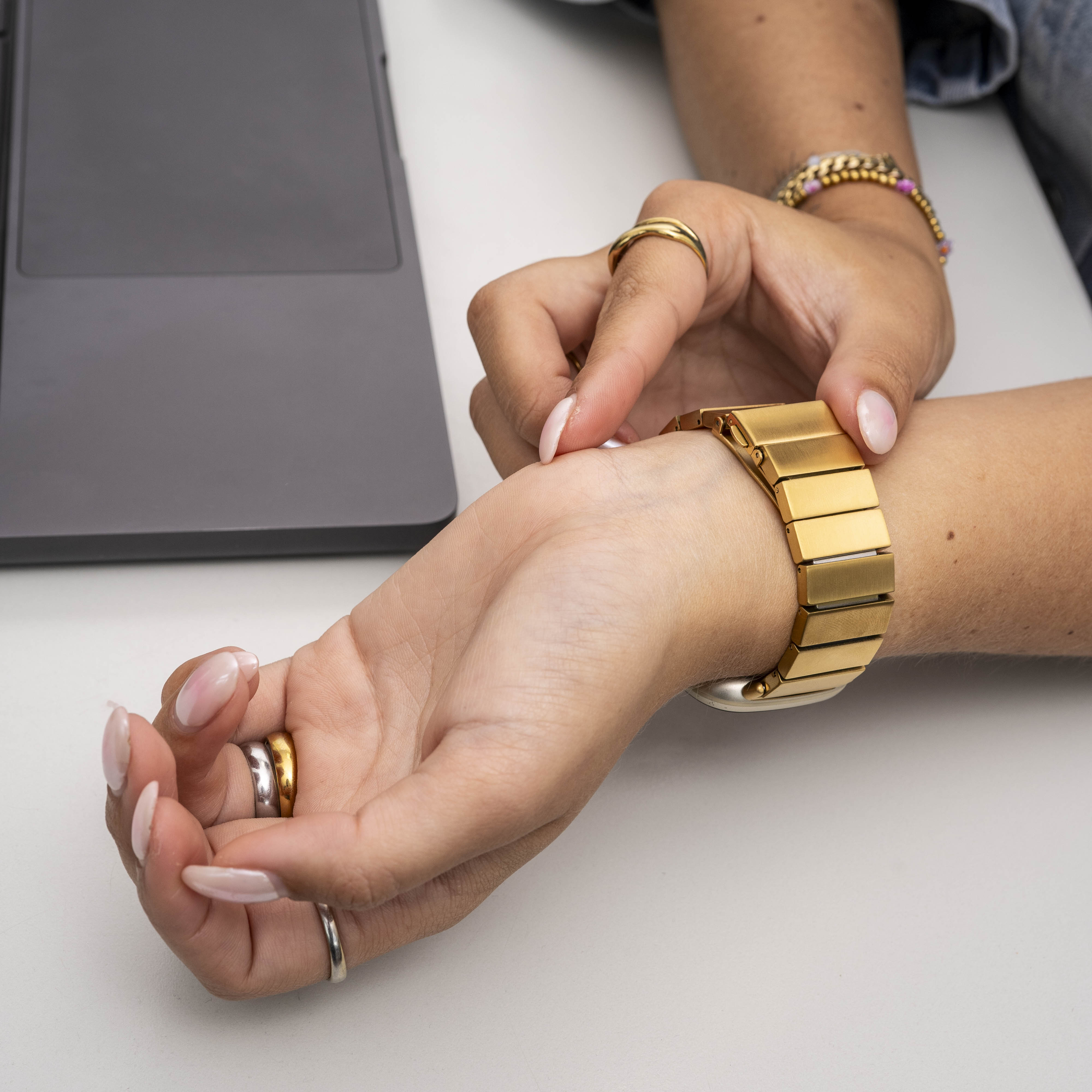 Fitbit Sense Armband Metall (Gold)