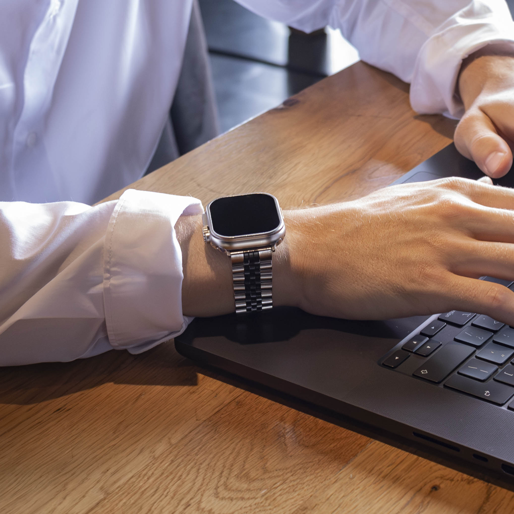 Apple Watch Jubilee Stahlband (Silber/Schwarz)