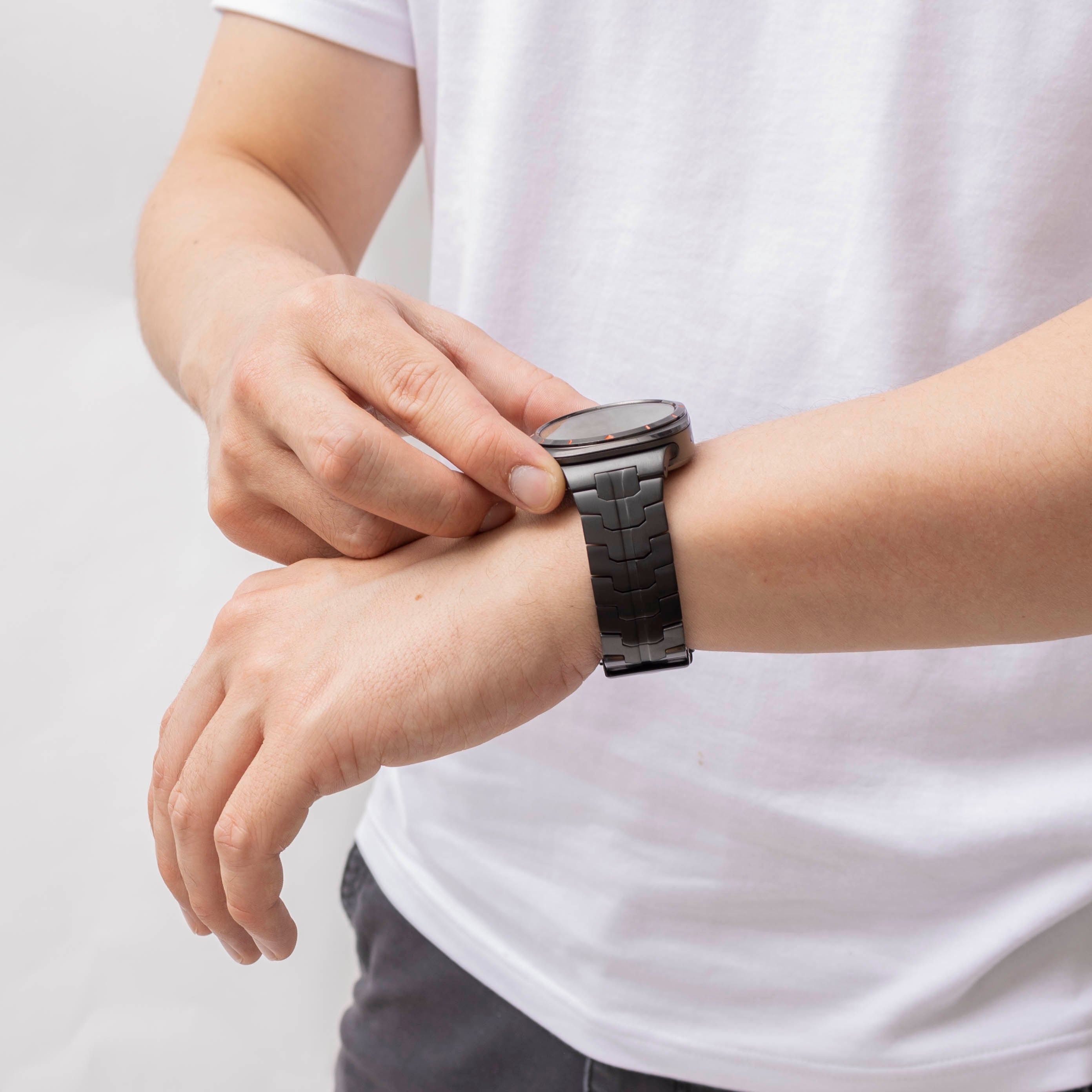 Samsung Galaxy Watch Ultra 'Iron' Titanium Strap (Black)