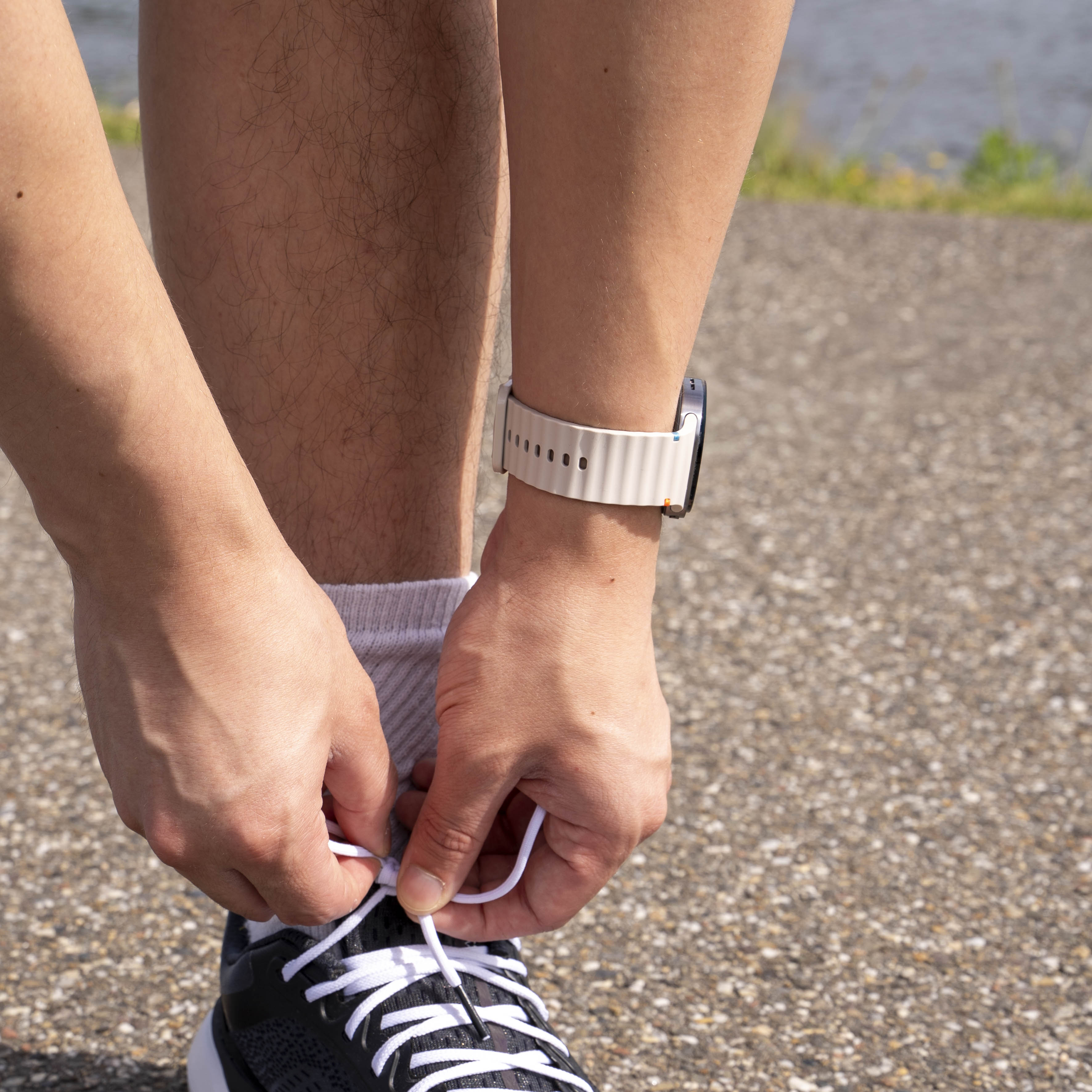 Samsung Galaxy Watch 8 - 40mm Wave Silicone Strap (Starlight)