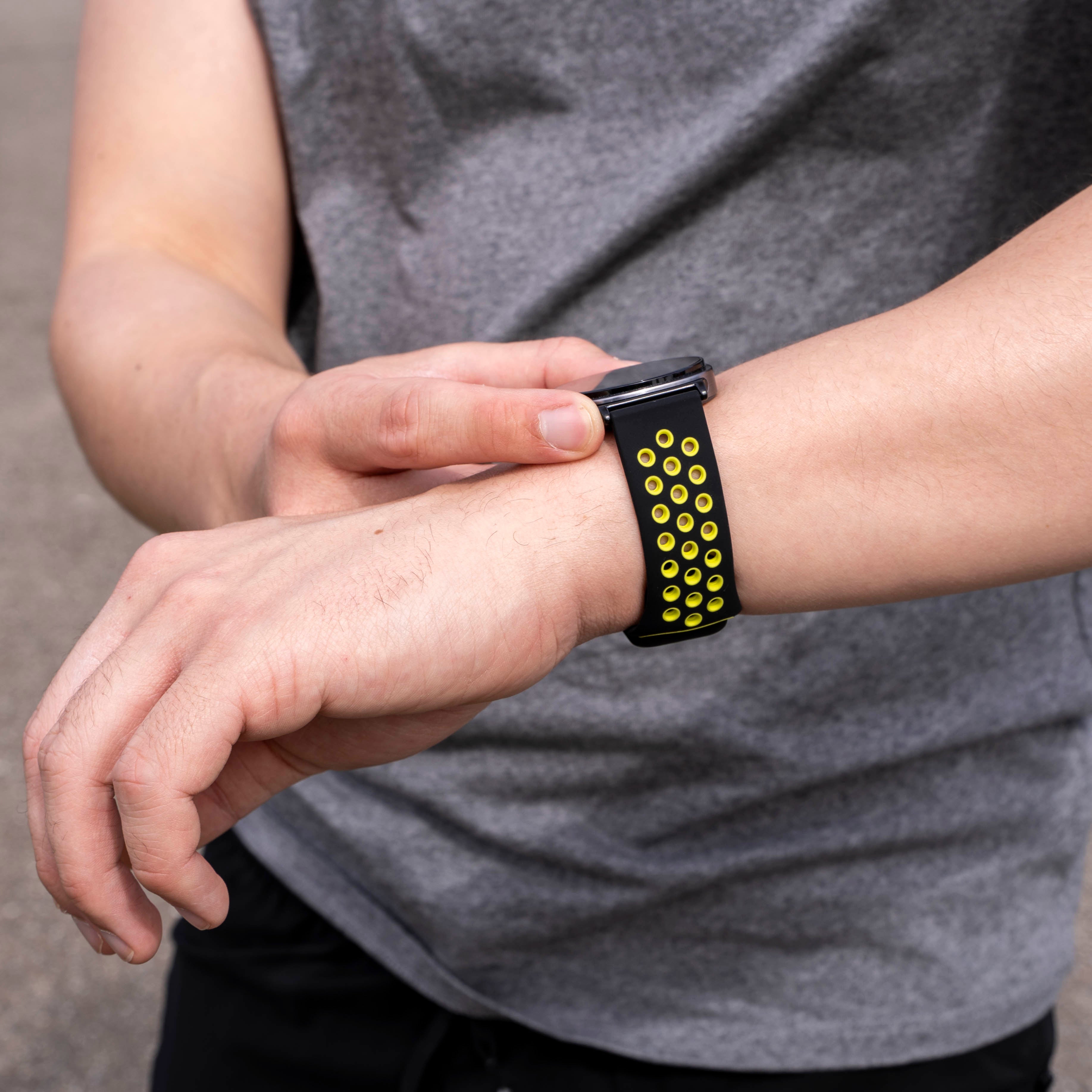 Samsung Galaxy Watch 8 Classic Sportarmband (Schwarz/Gelb)