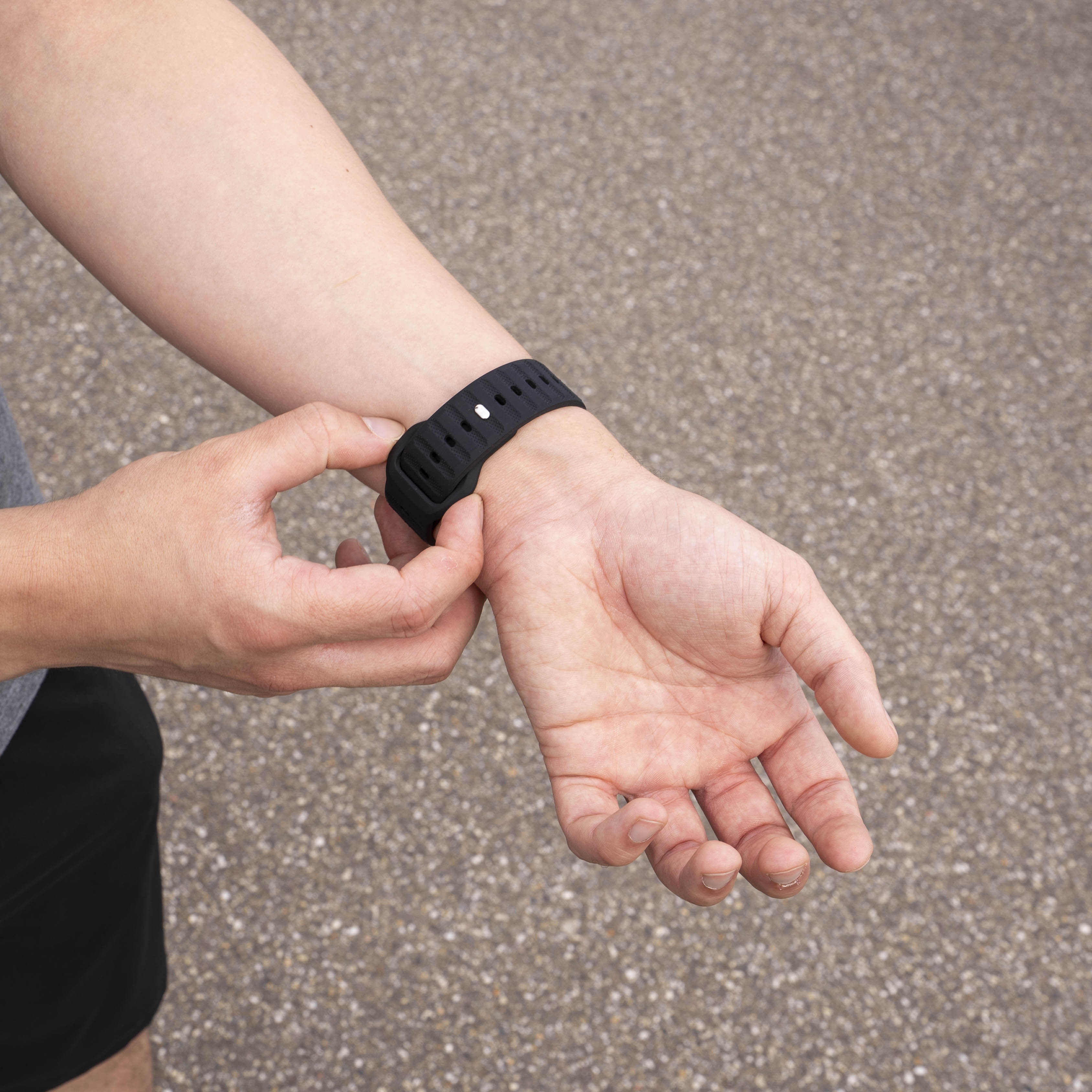 Samsung Galaxy Watch 8 - 44mm Outdoor Silikonarmband (Schwarz)