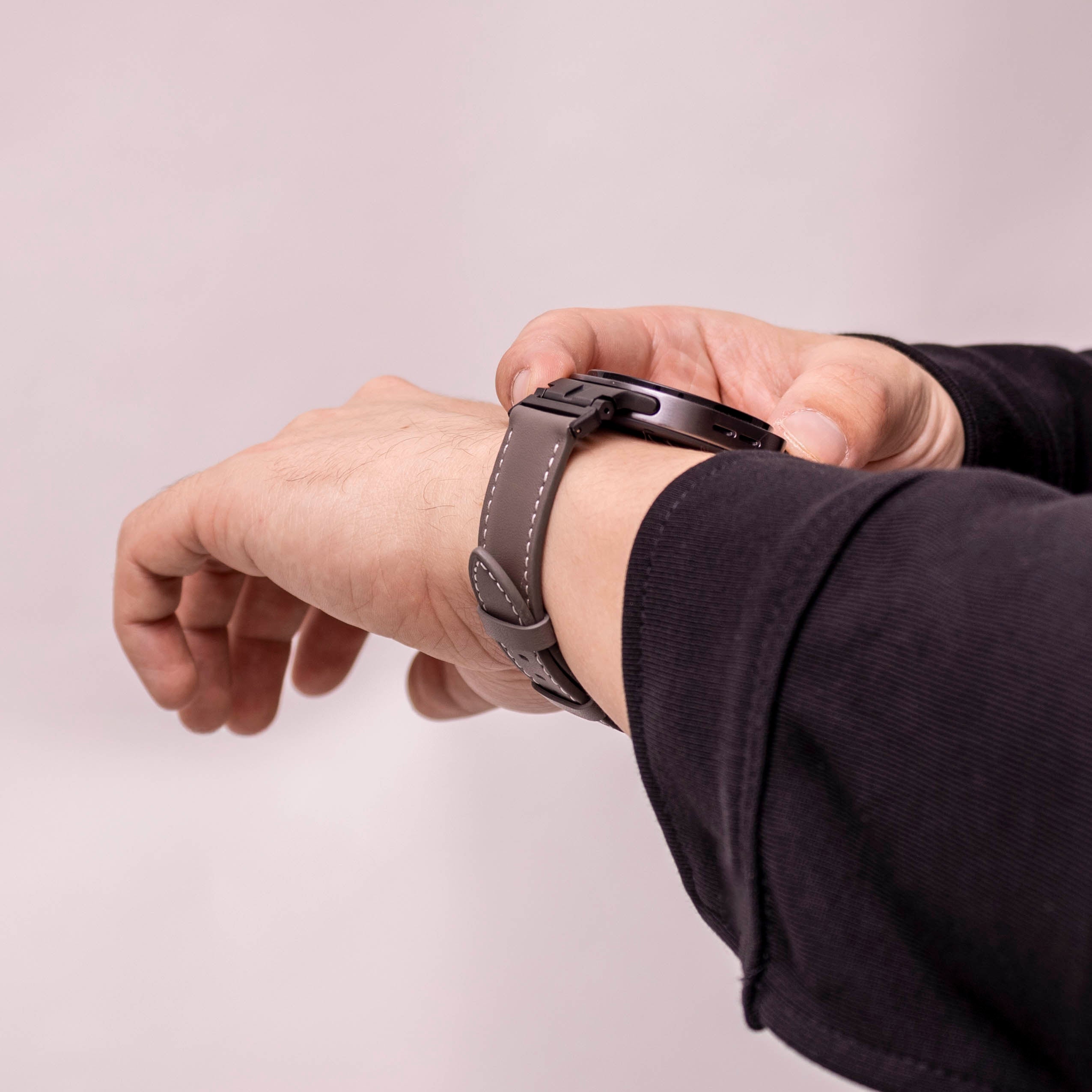 Samsung Galaxy Watch 8 - 44mm Premium Lederarmband (Grau)