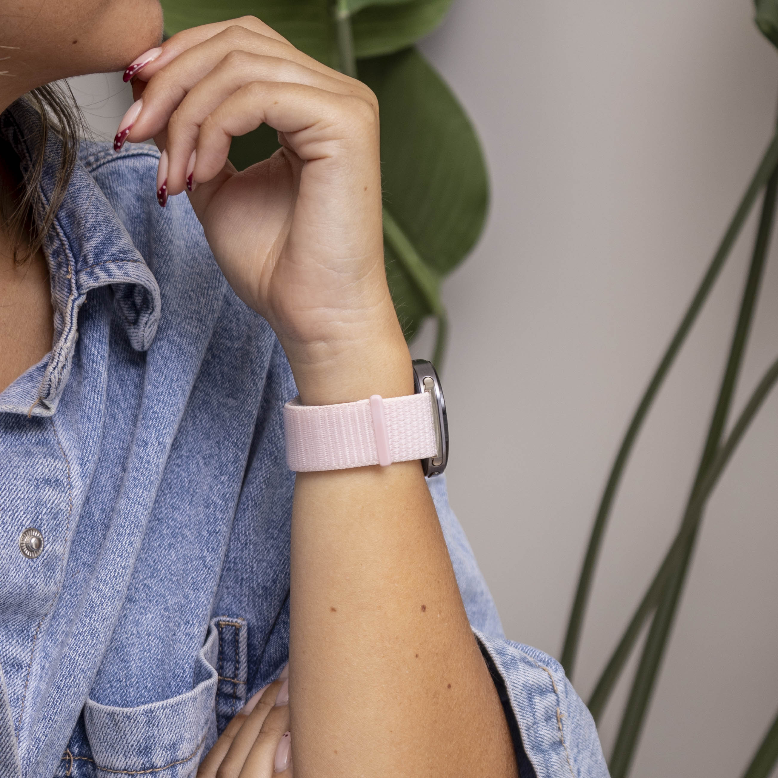 Samsung Galaxy Watch 8 - 44mm Nylonarmband (Hell Rosa)