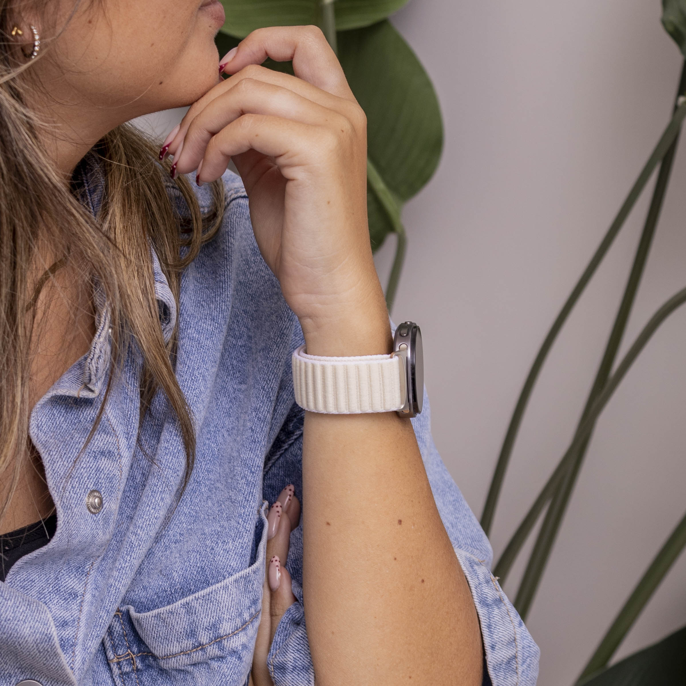 Samsung Galaxy Watch 8 - 44mm Wave Nylonarmband (Polarstern)