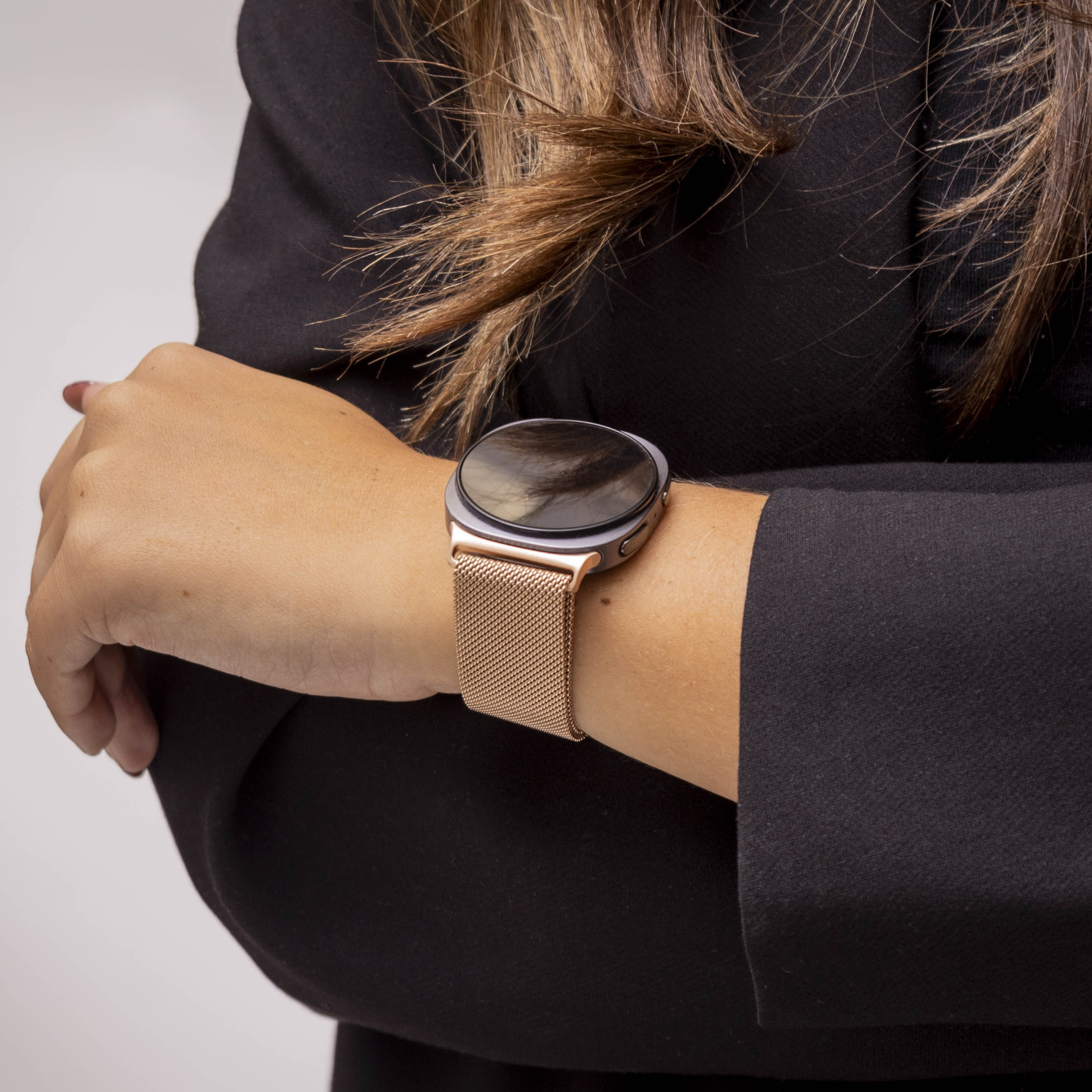 Samsung Galaxy Watch 8 - 40mm Milanese Strap (Rose Gold)