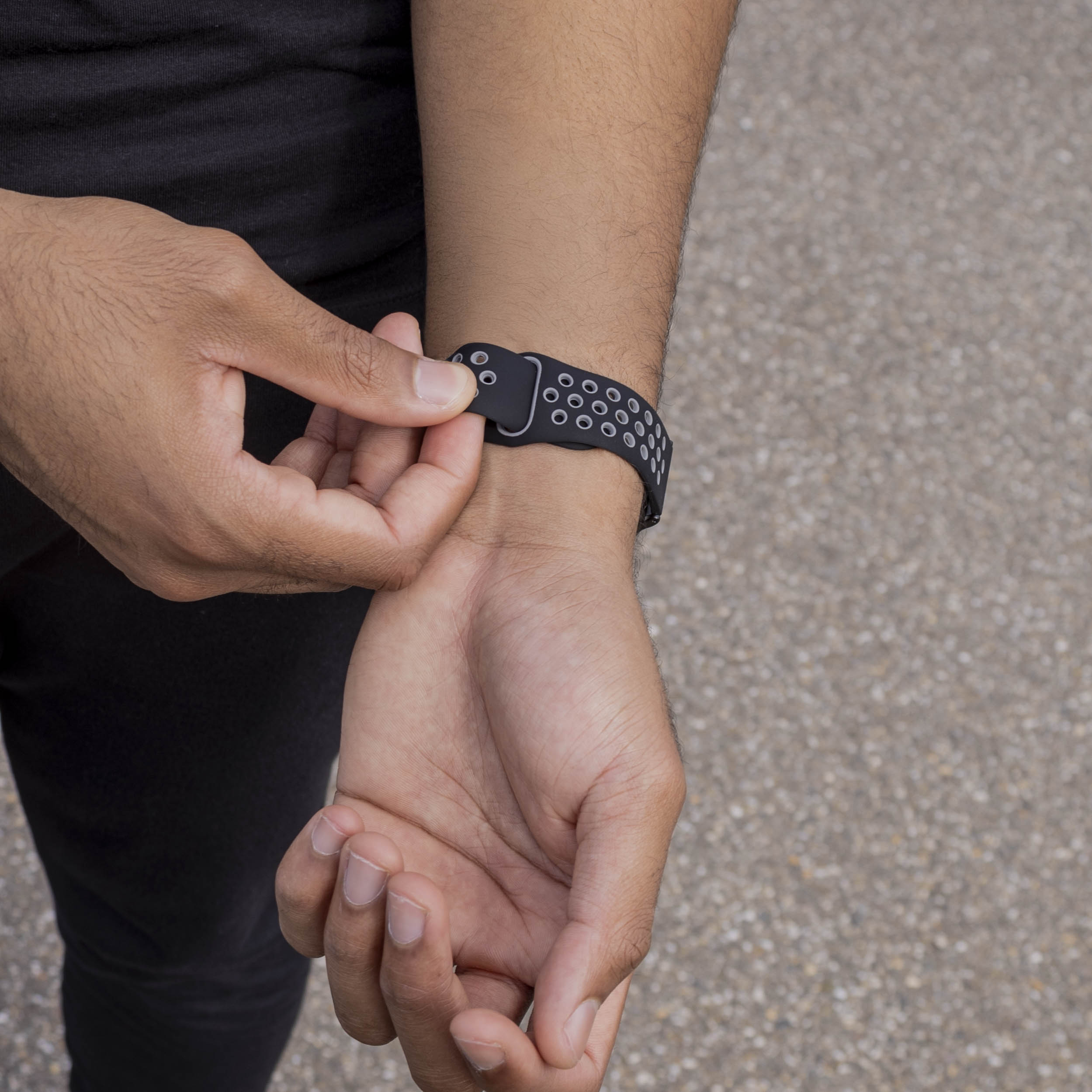 Samsung Galaxy Watch 8 - 40mm Sportarmband (Schwarz/Grau)