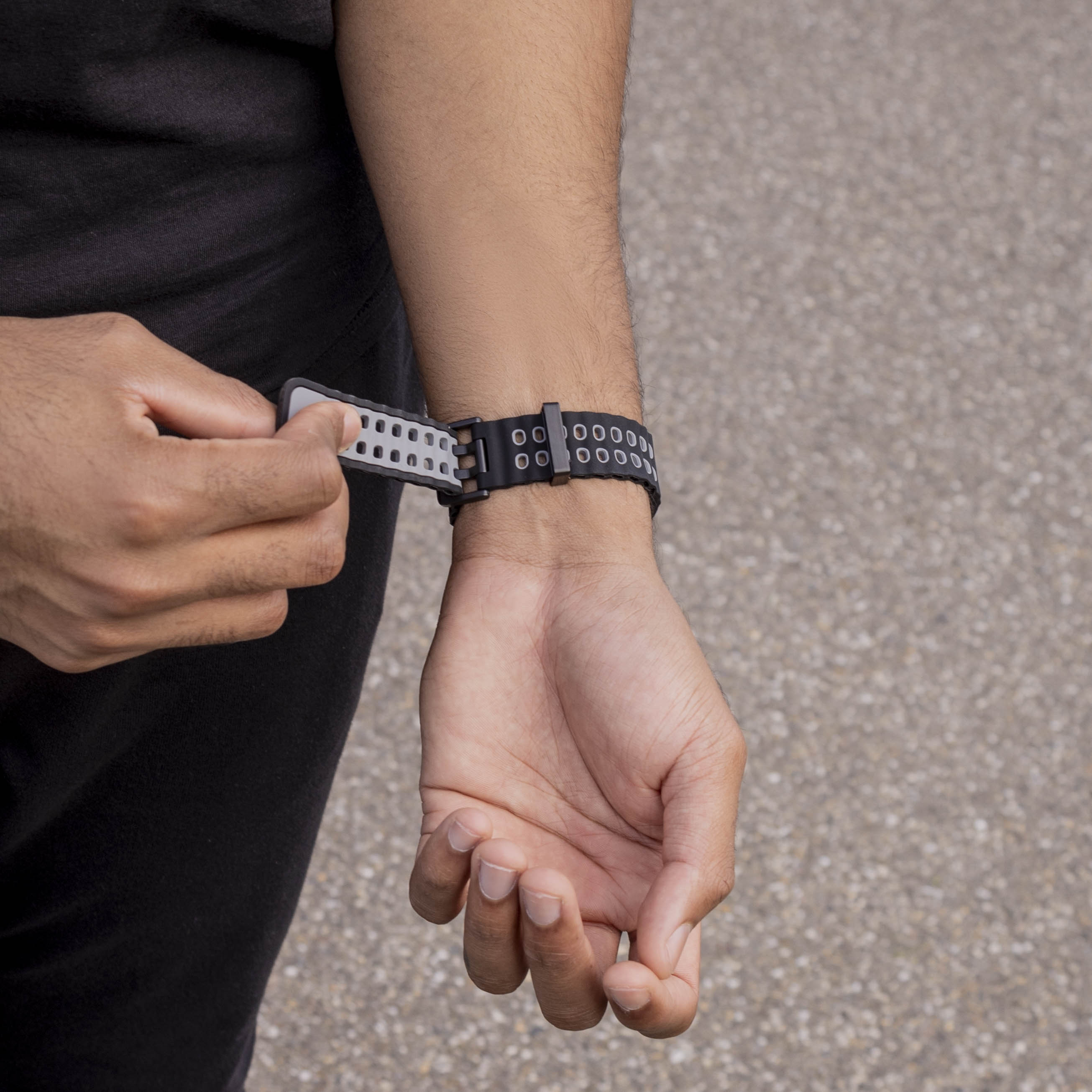 Samsung Galaxy Watch 8 - 40mm Ocean Strap (Black/Grey)