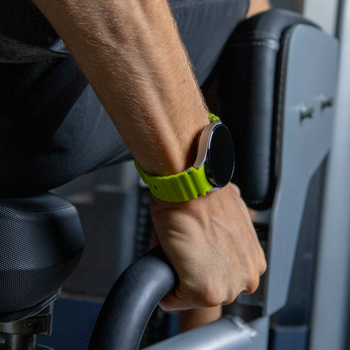 Samsung Galaxy Watch 6 44mm mit wellenförmigem Armband (Limettengrün)