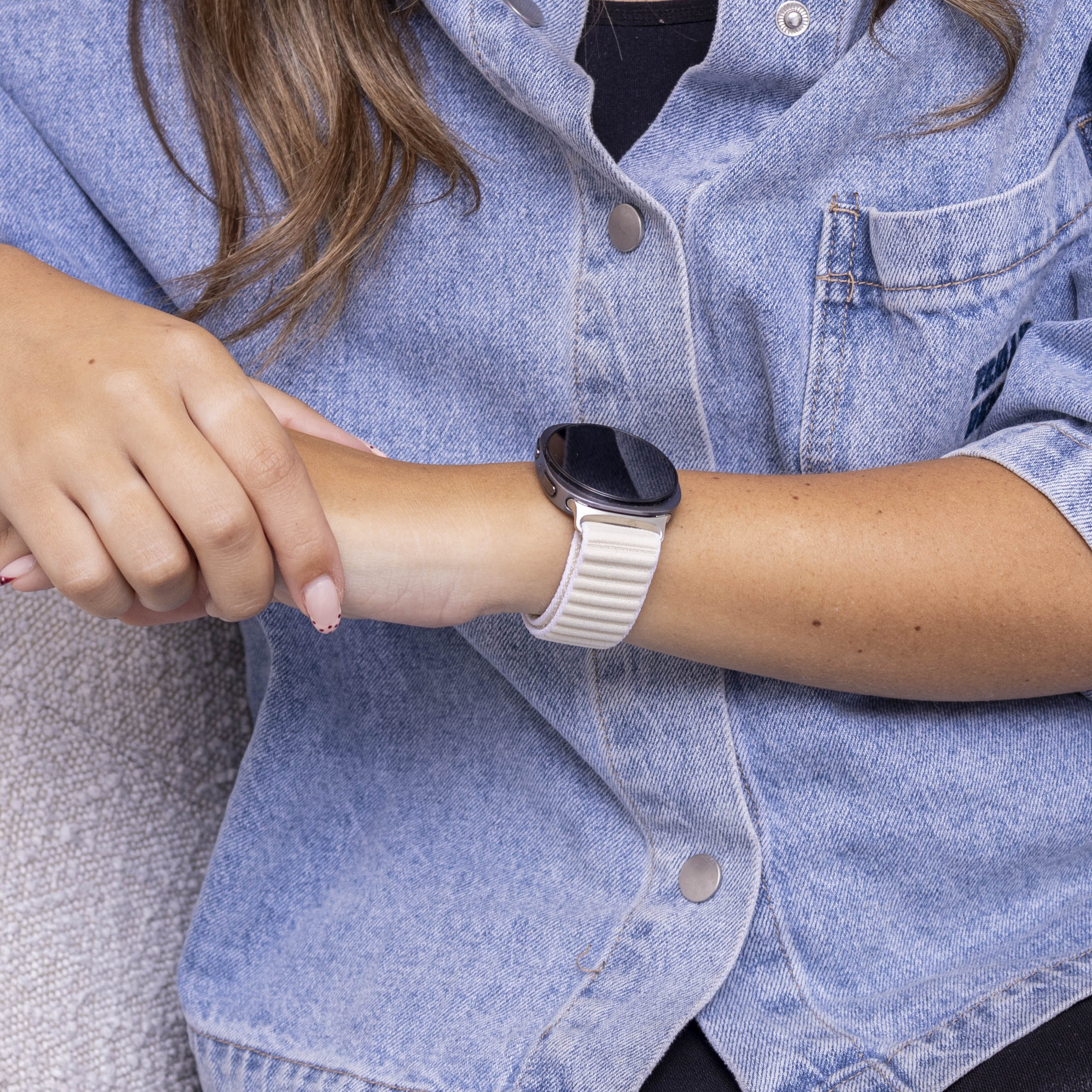 Samsung Galaxy Watch 9 - 40mm Wave Nylonarmband (Polarstern)